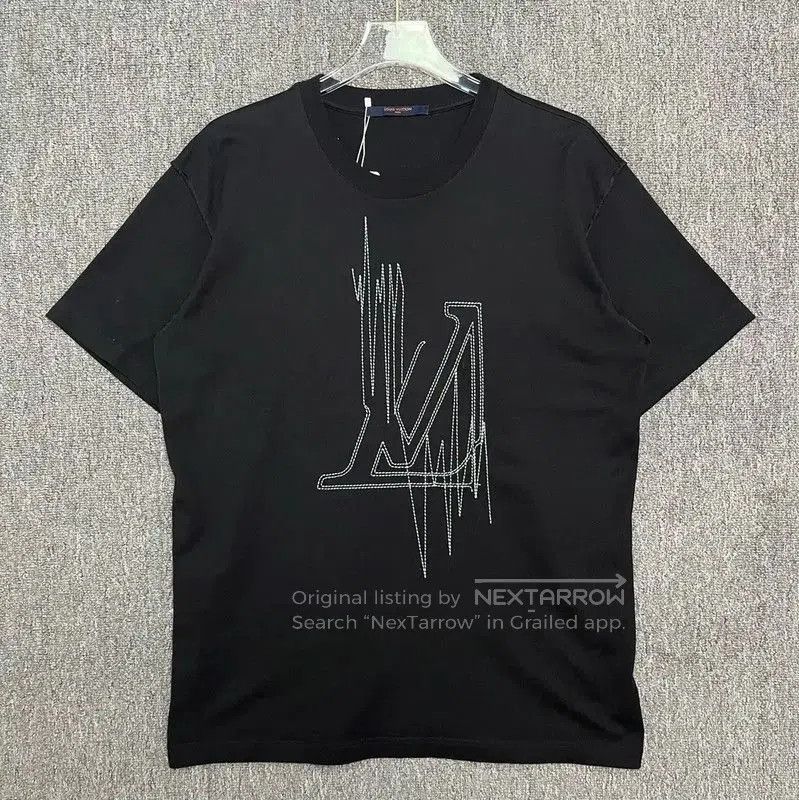 Louis Vuitton Louis Vuitton Black Cotton Men's T-Shirt . Size US L / EU 52-54 / 3 - 1 Thumbnail