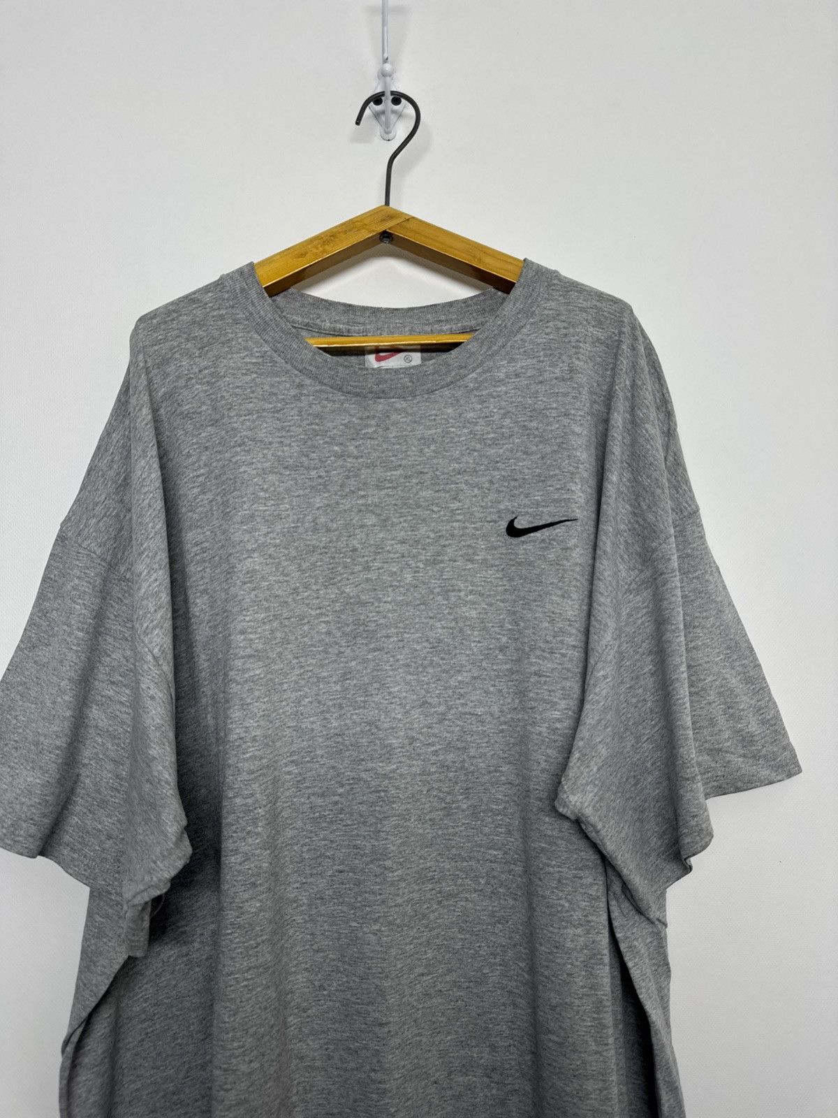Nike Vintage Nike Swoosh T-Shirt 90’s Size US XL / EU 56 / 4 - 3 Thumbnail