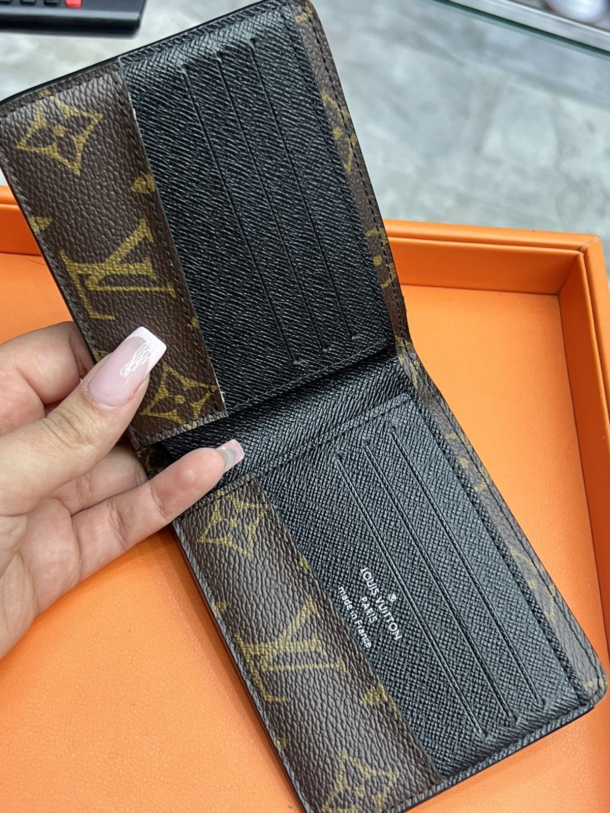 Louis Vuitton Louis Vuitton Macassar Wallet Size ONE SIZE - 3 Thumbnail