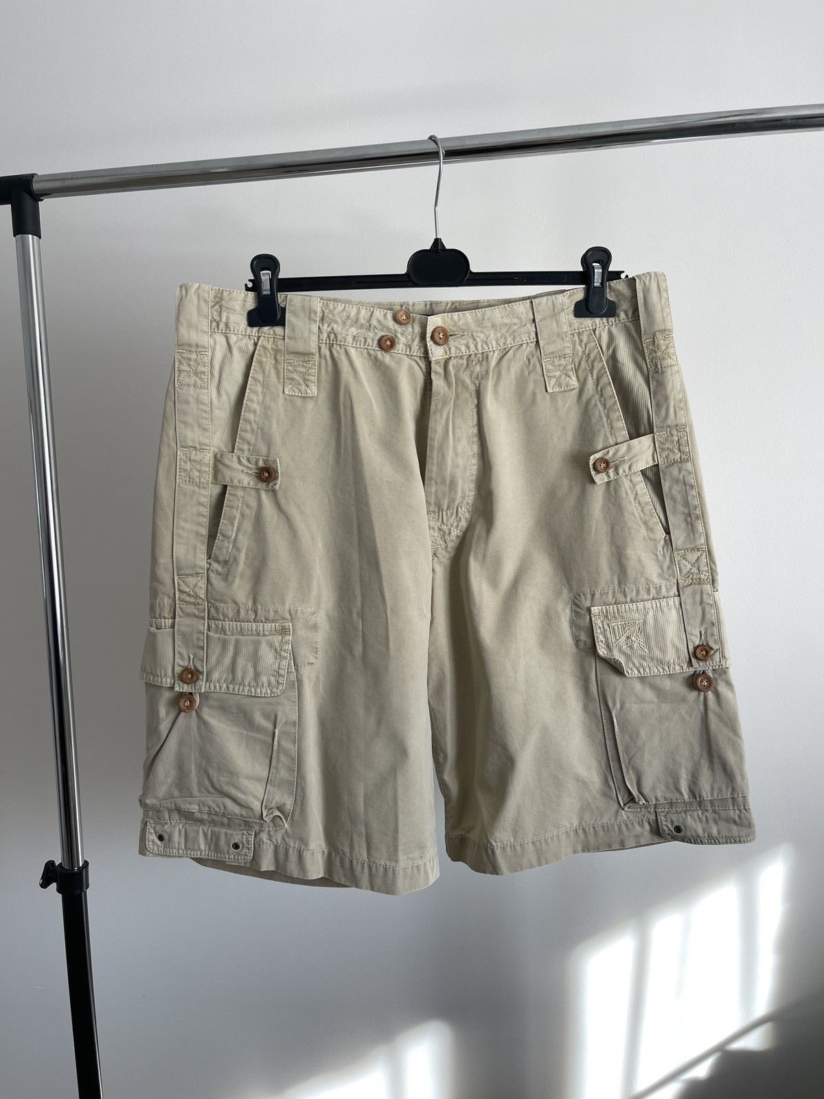 Diesel 🔥Vintage Diesel cargo shorts size 33 beige Size US 33 - 1 Thumbnail