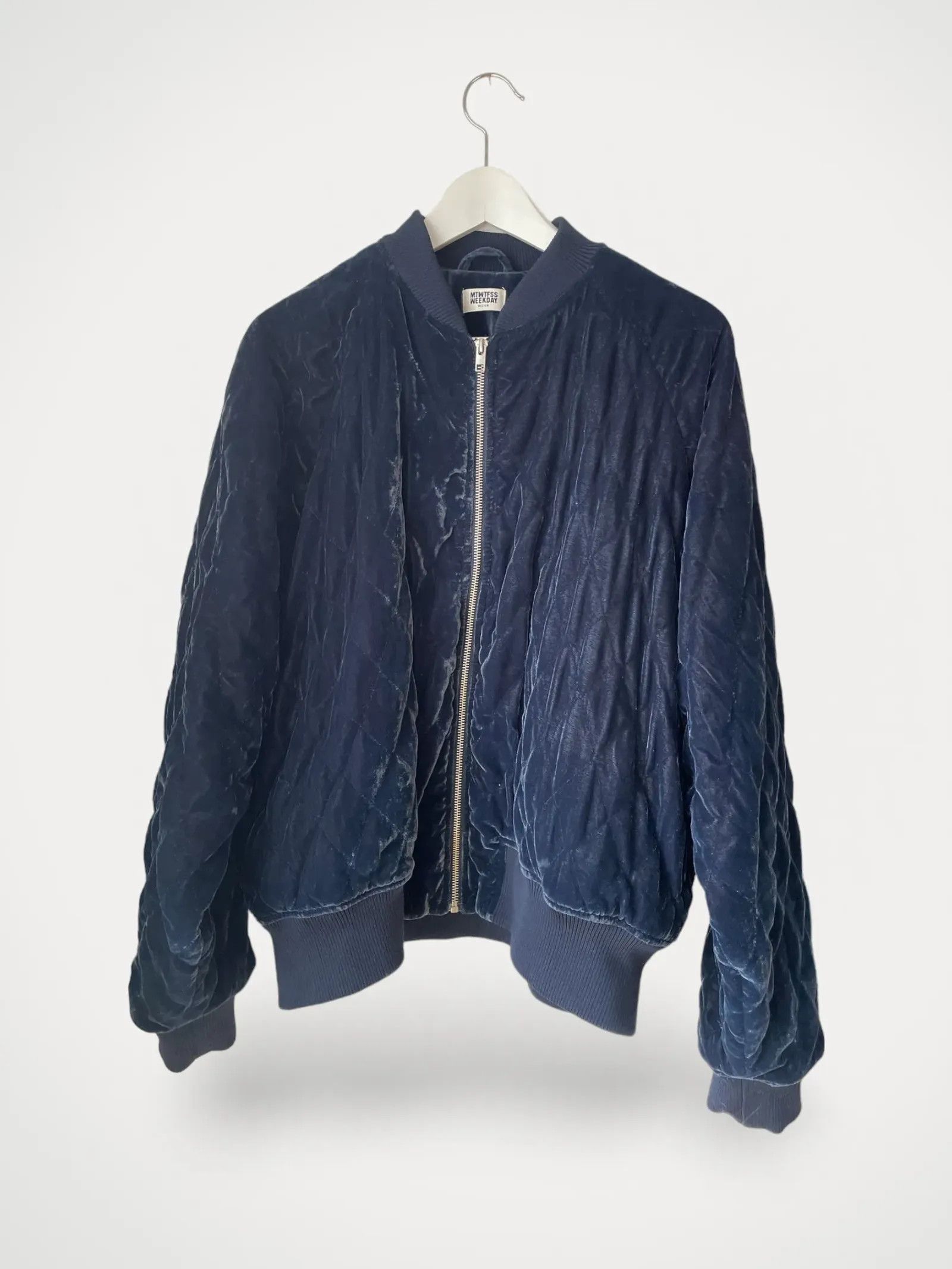 Weekday Weekday Anges Velvet Bomber Jacket Size M / US 6-8 / IT 42-44 - 1 Thumbnail