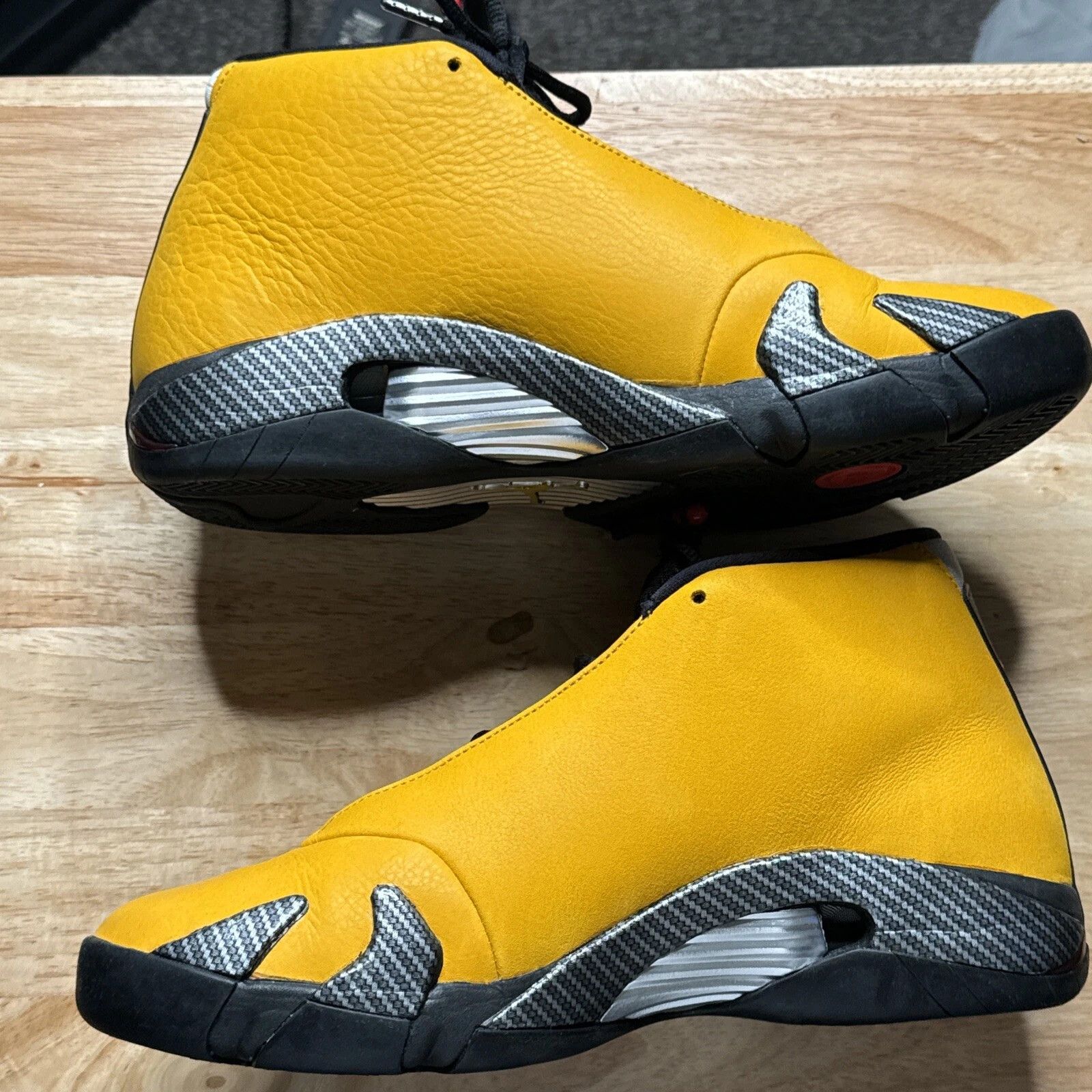 Jordan Brand Jordan 14 Yellow Ferrari Size 9.5 Size US 9.5 / EU 42-43 - 1 Thumbnail