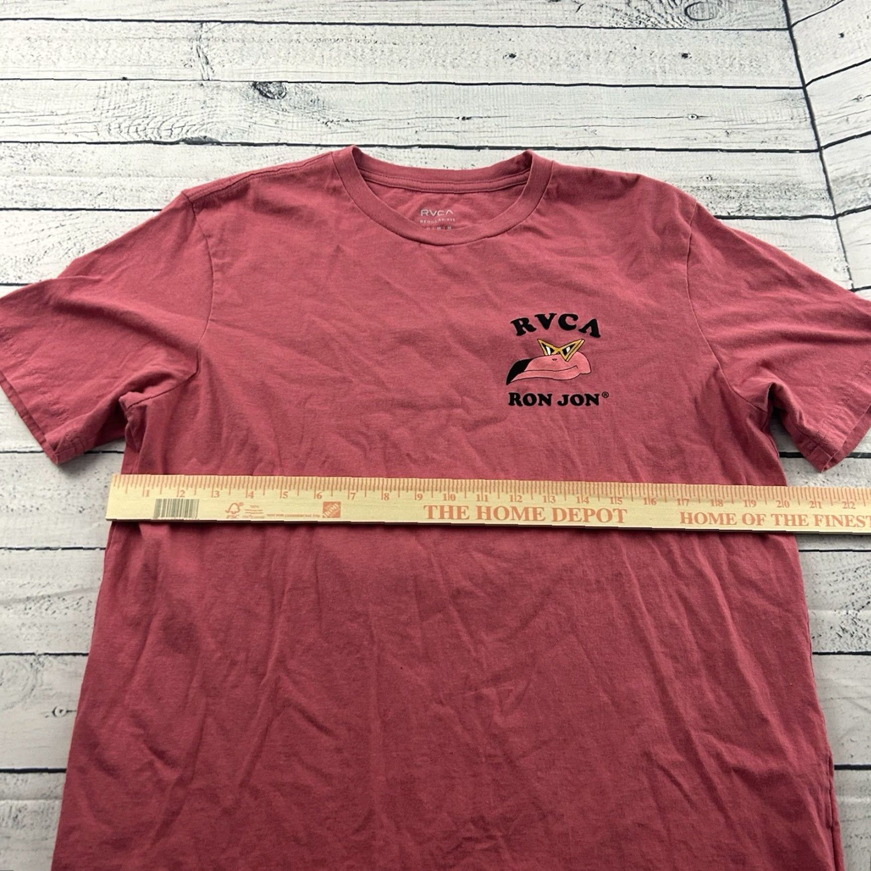 RVCA RVCA Ron Jon Flamingo Short Sleeve T Shirt Mens Medium Pink Regular Fit Clothing Shirt Men M Pink RVCA Ron Jon Flamingo Shirt Size US M / EU 48-50 / 2 - 5 Thumbnail