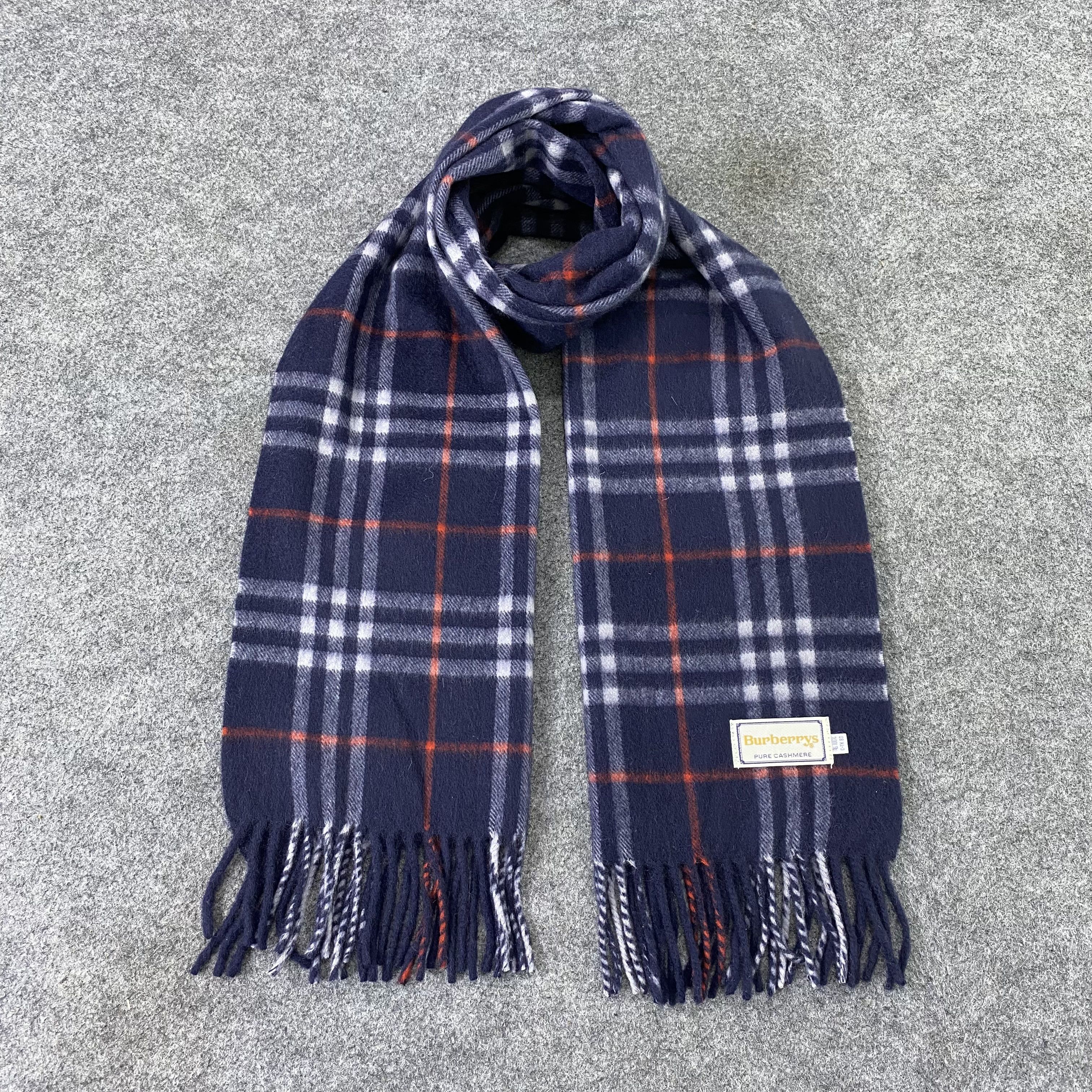 Burberry Burberry Cashmere Muffler/ Scar / Neckwear - T1388 Size ONE SIZE - 1 Thumbnail