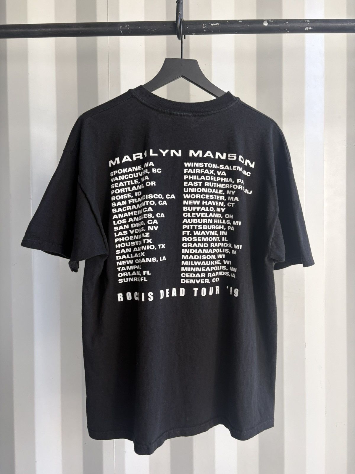 Band Tees Vintage Marilyn Manson Sex Drugs Shirt Faded GRUNGE Size US XL / EU 56 / 4 - 3 Thumbnail