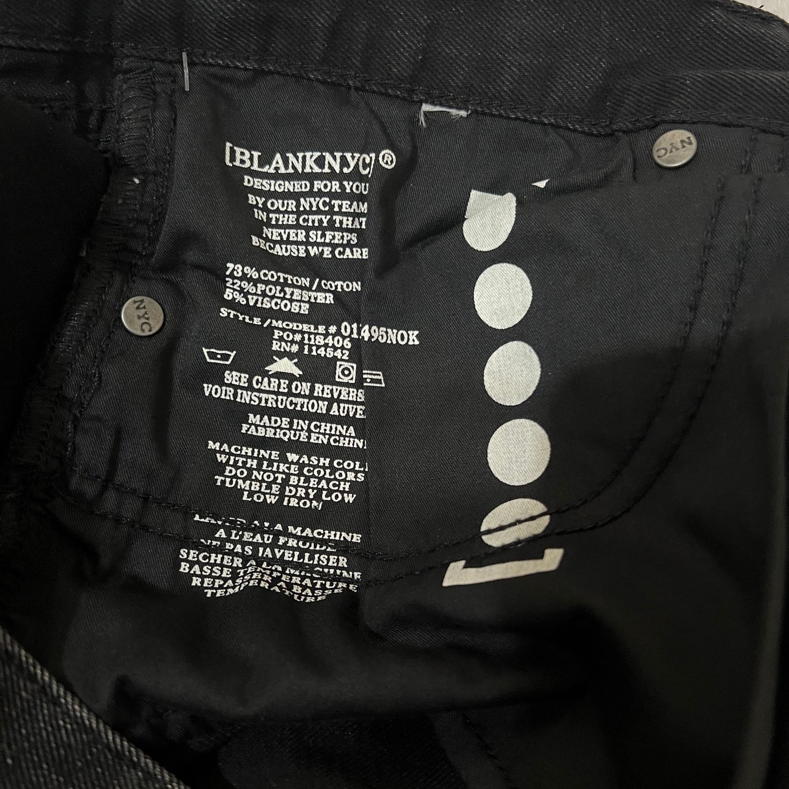 BLANKNYC Washed Black Button Front Distressed Hem High Rise Shorts Size 32" / US 10 / IT 46 - 10 Thumbnail