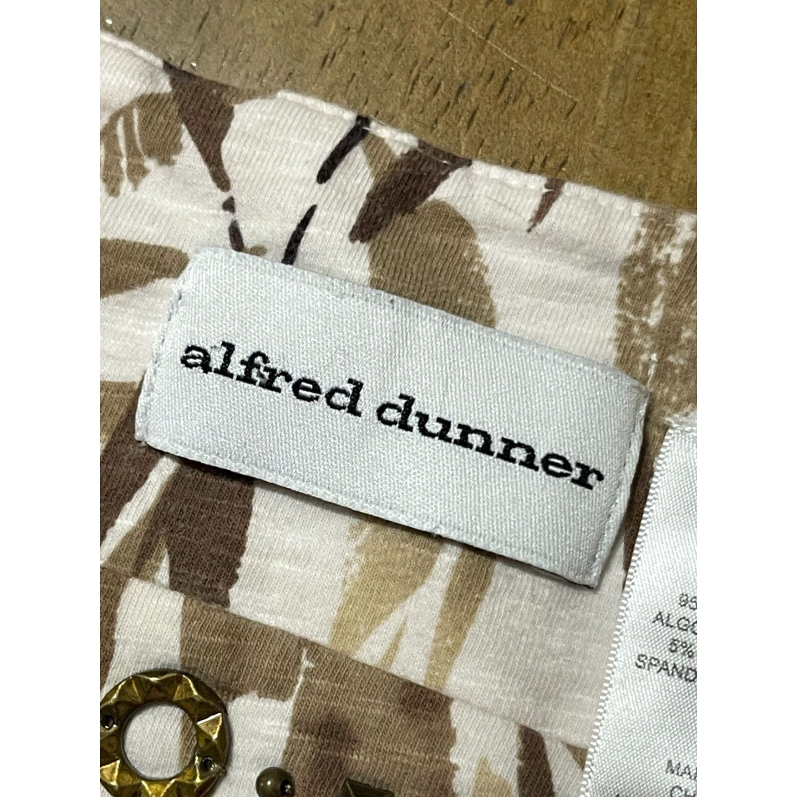 Vintage Alfred Dunner Shirt Womens Size Medium Brown White Square Neck Beaded Floral Short Sleeve Pullover Casual Modern Regular N/A Size M / US 6-8 / IT 42-44 - 7 Thumbnail