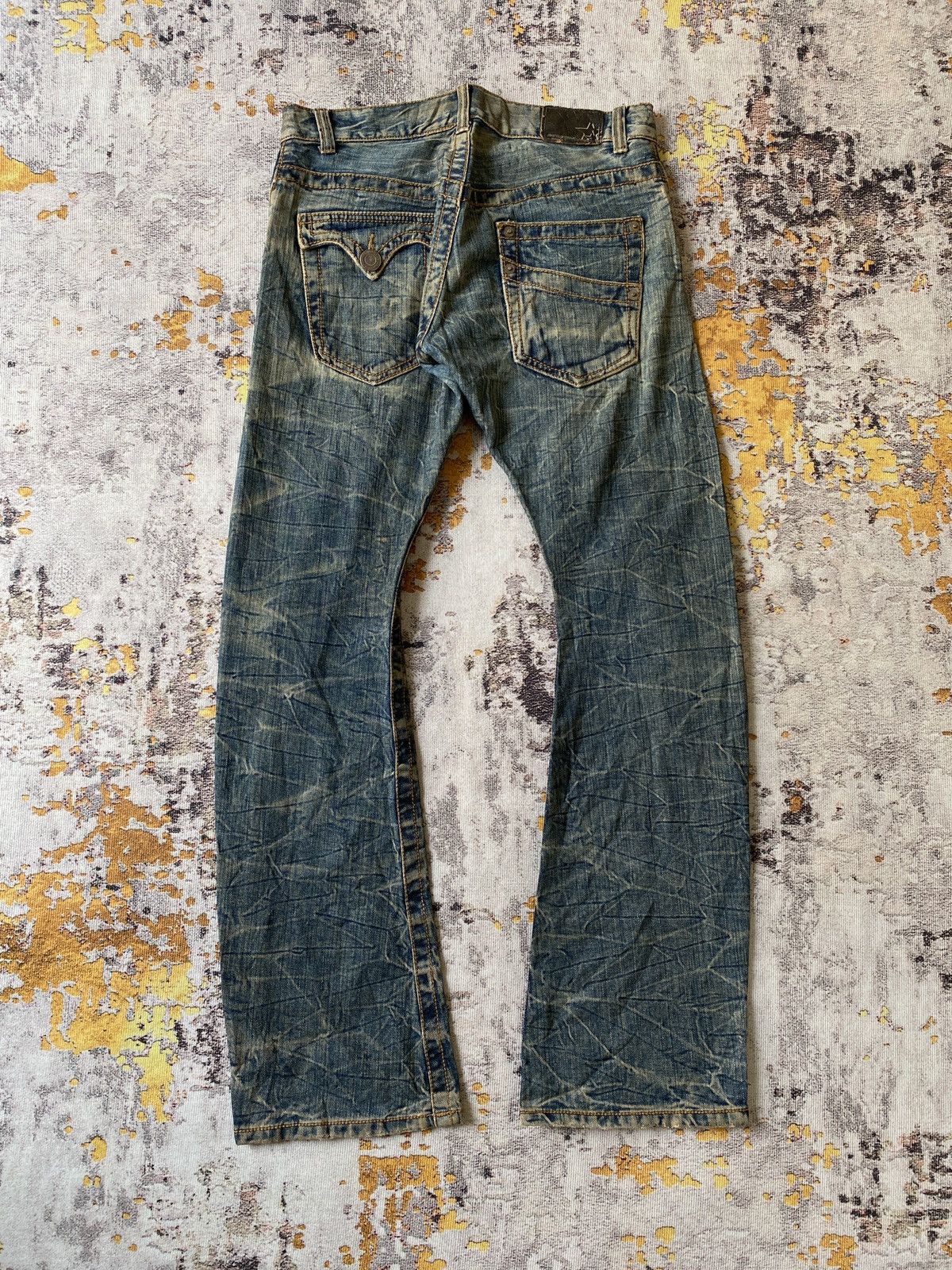 Japanese Brand Rattle Trap Claw Mark Distressed Curve Leg Flare Denim Size US 32 / EU 48 - 2 Thumbnail