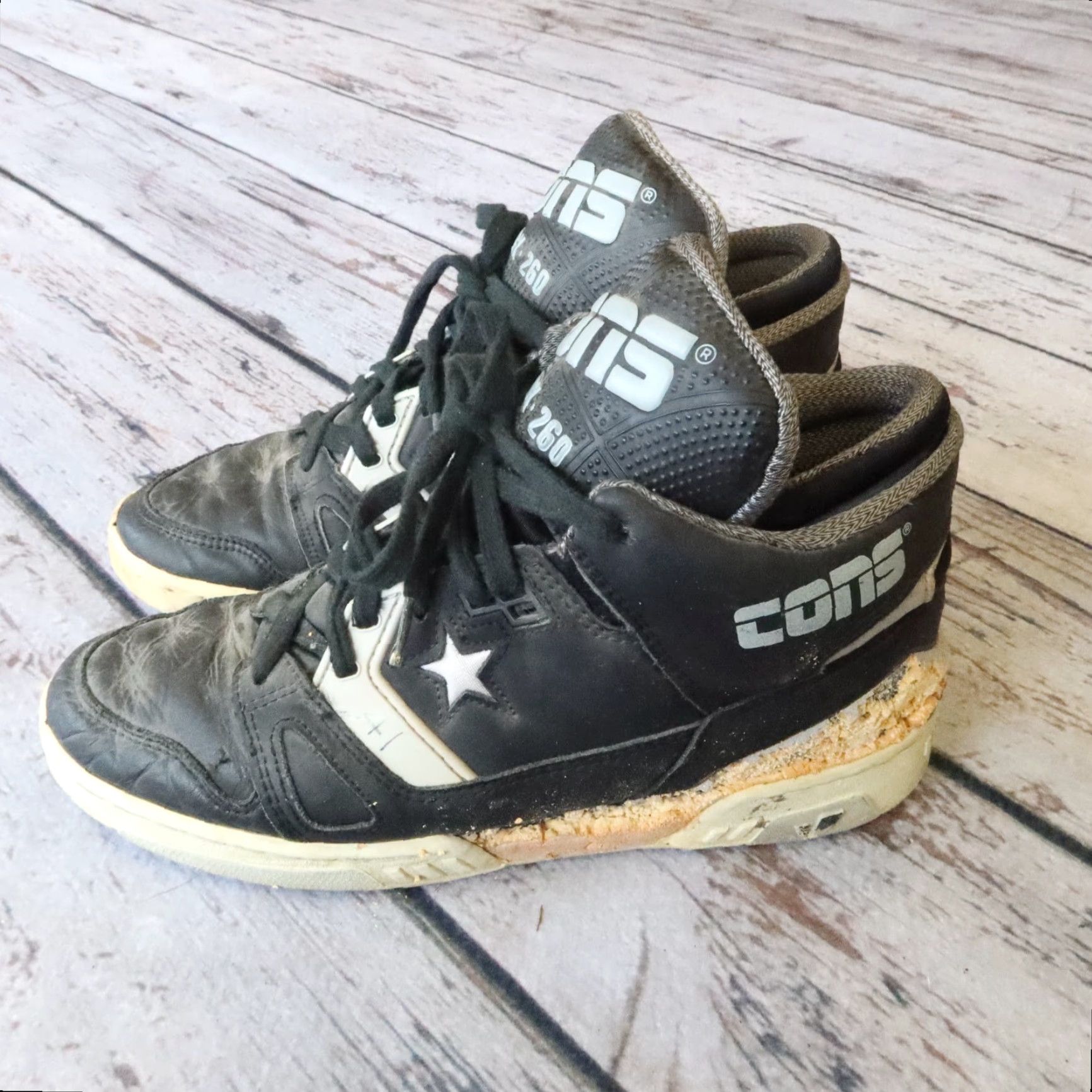 Converse VINTAGE Converse Cons ERX-260 Men Athletic Shoe High Top 9 Black Sneaker ERX 260 Converse Cons Mens Shoes Size US 9 / EU 42 - 4 Thumbnail