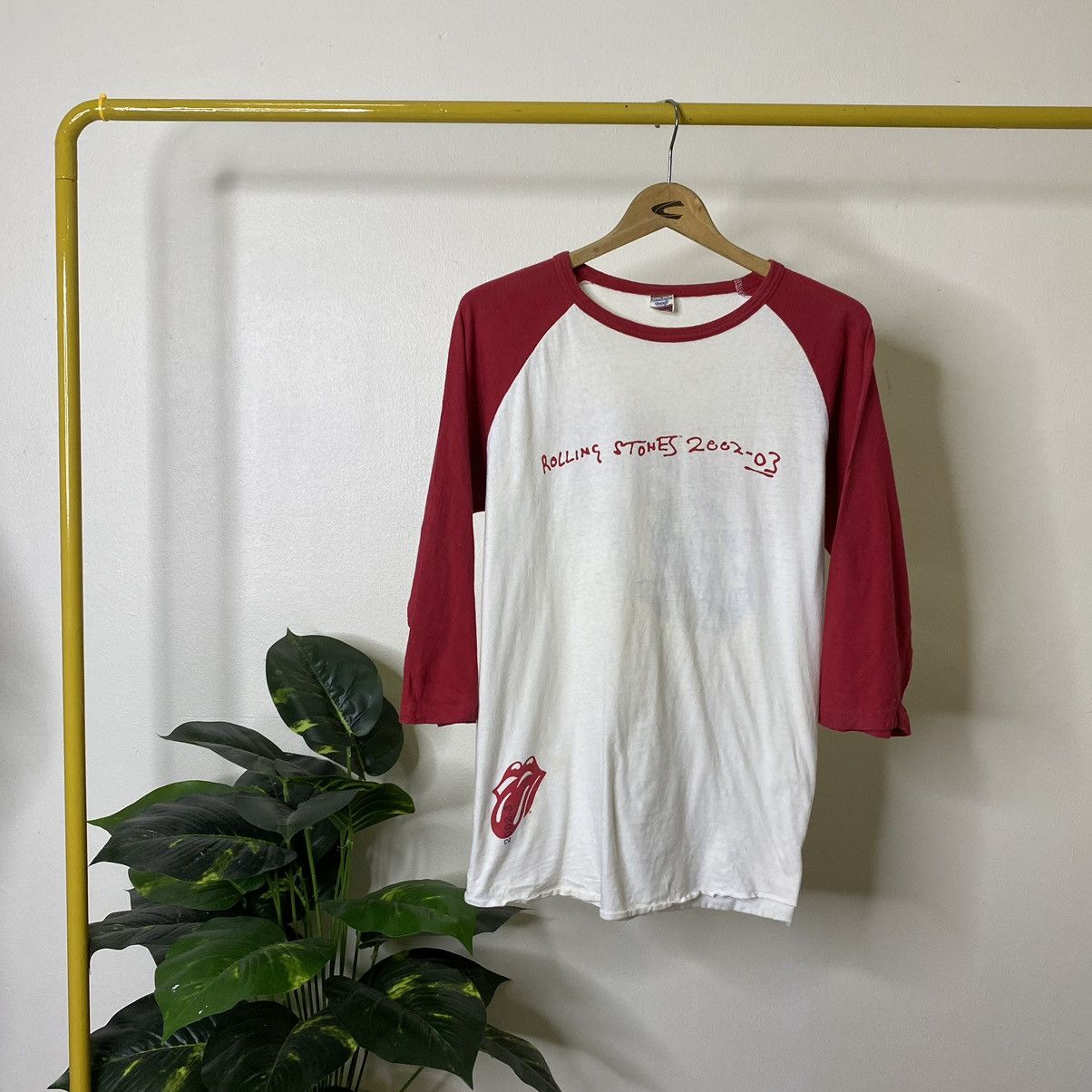 The Rolling Stones × Vintage Vintage 2006 Rolling Stones Licks Album Compilation Tour Tee Size US S / EU 44-46 / 1 - 6 Thumbnail