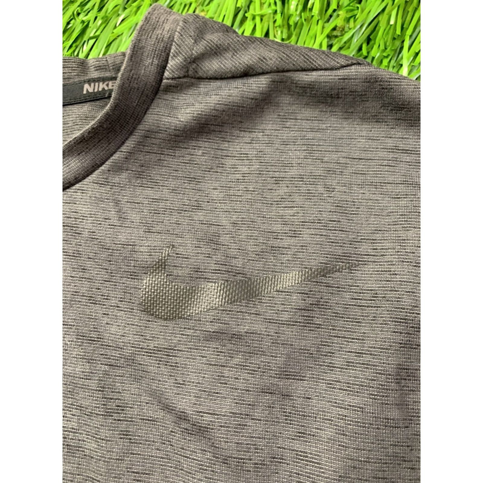 Nike Nike Dri-FIT Shirt Men Small Gray 2017 Sports Jersey T-Shirt Nike Dri-FIT Shirt Mens Small Gray 2017 Sports Jersey Size US S / EU 44-46 / 1 - 3 Thumbnail
