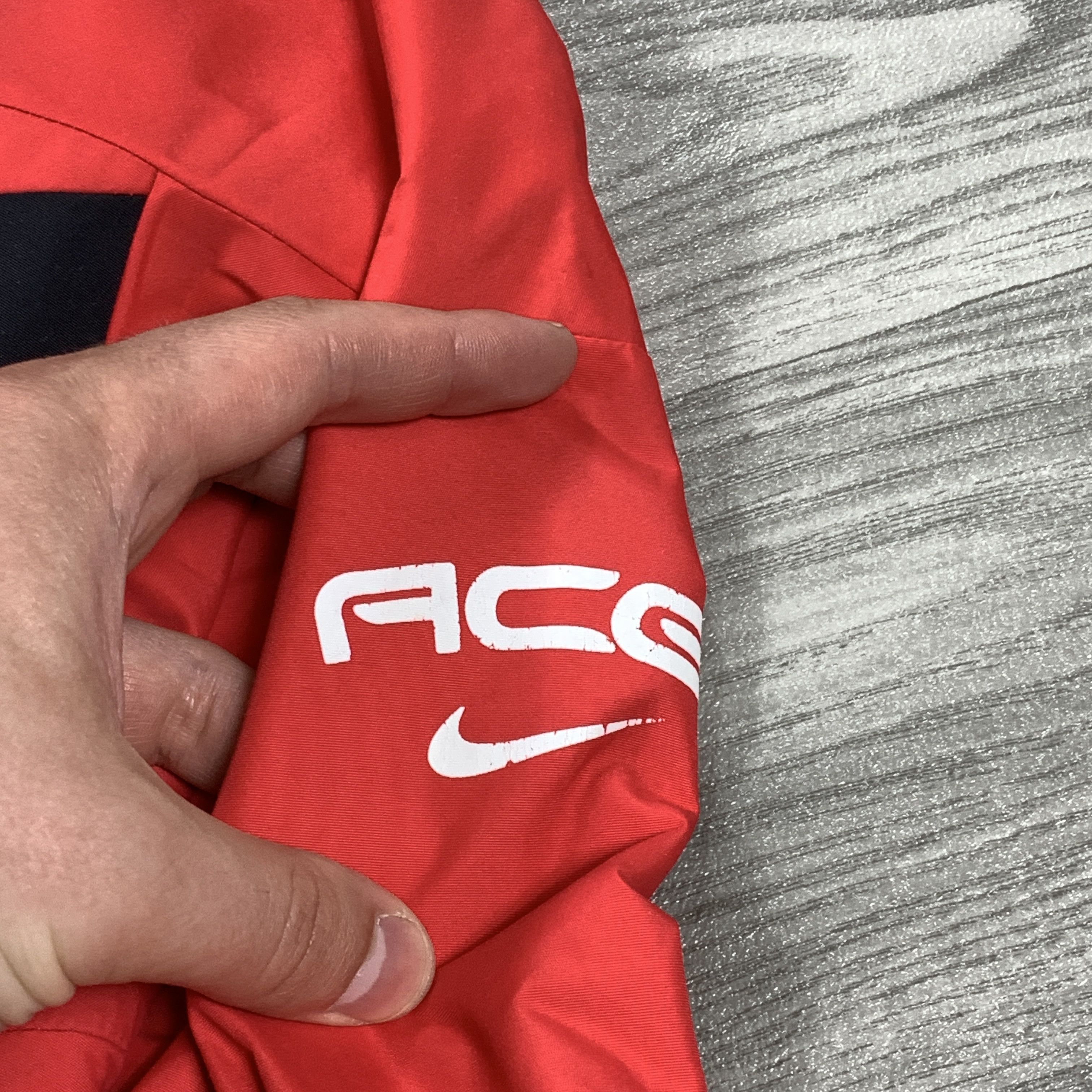 Nike ACG Vintage Nike ACG 90s Gorpcore Red Women's Ski Jacket Size S / US 4 / IT 40 - 7 Thumbnail