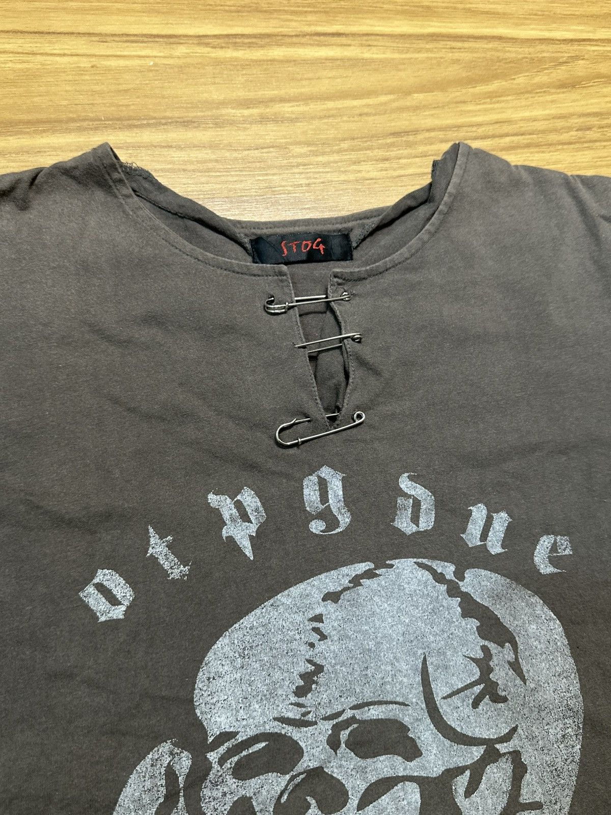Japanese Brand × Seditionaries Seditionaries Stog Distressed Skull Tee Shirt Size US M / EU 48-50 / 2 - 6 Thumbnail
