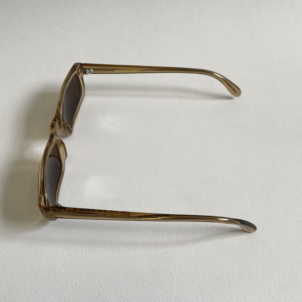 Cutler and Gross Translucent Honey Frame Vintage Sunglasses Size ONE SIZE - 5 Thumbnail