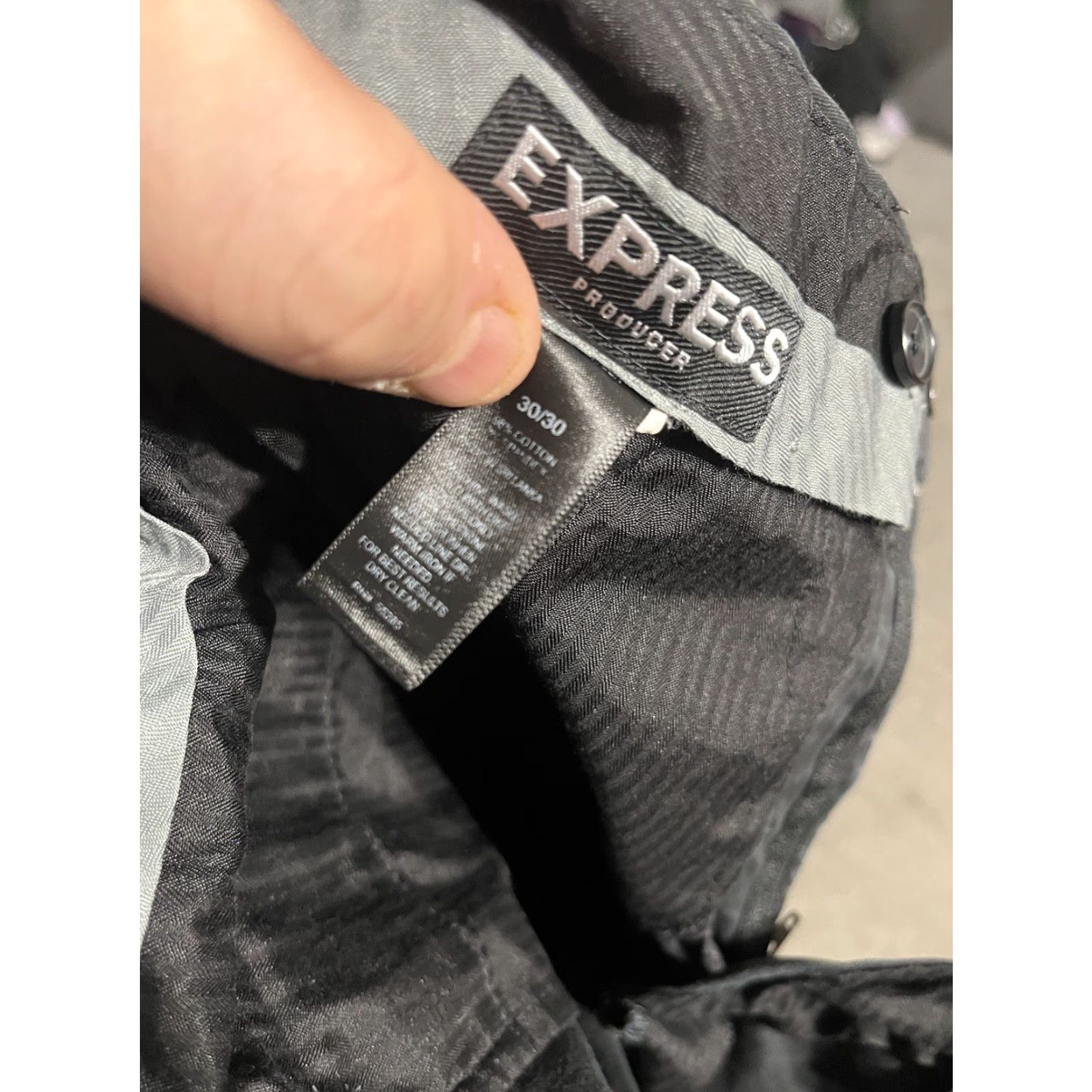 Express Express Mens Stretch Producer Black SOLID Dress Pants 30x30 Regular Fit Dress Pants Mens Black 30 Inseam Straight Front Rise Mid Slant Logo Stretch Size US 30 / EU 46 - 5 Thumbnail