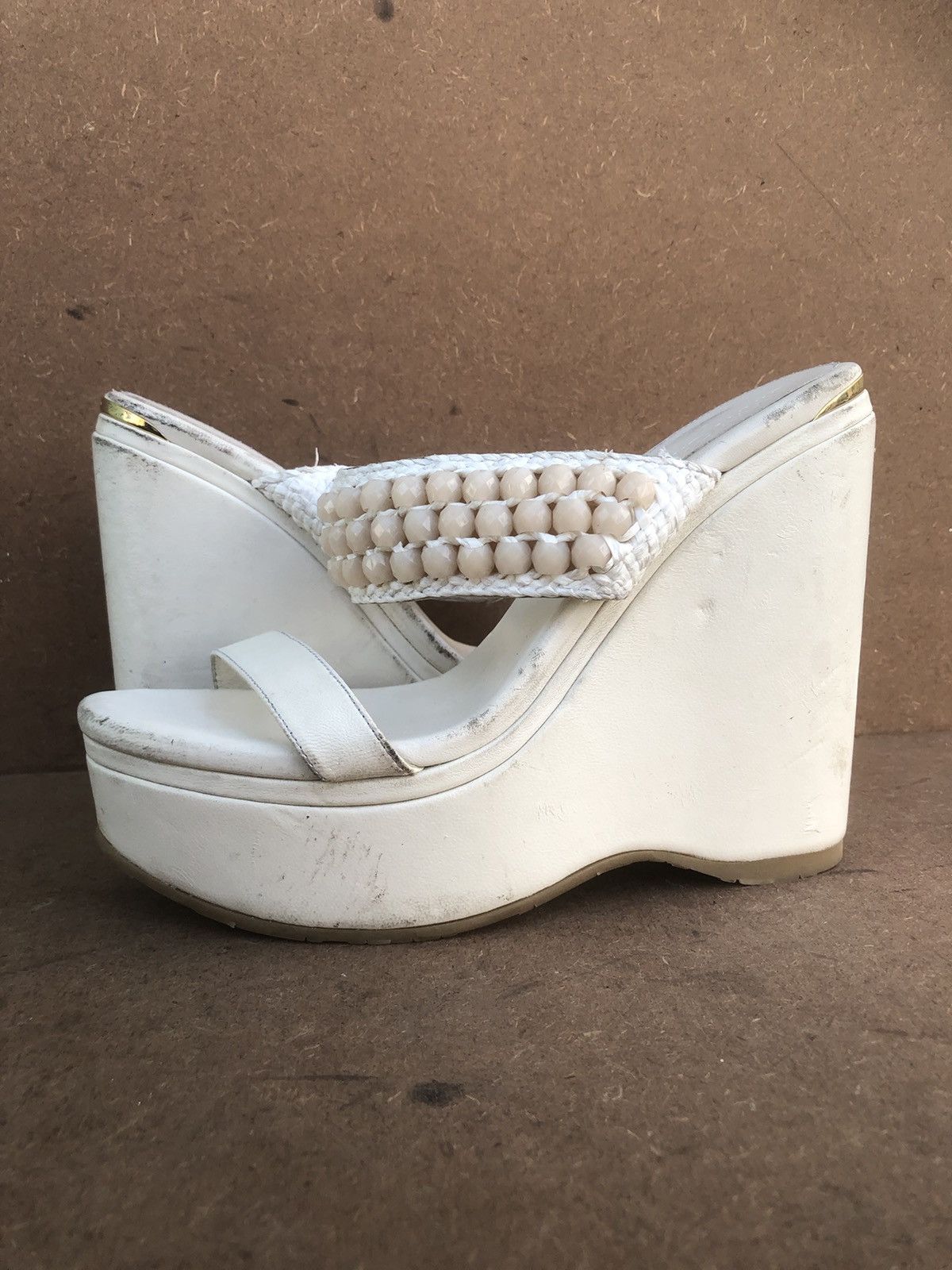 Jimmy Choo Jimmy Choo white Calfskin Leather Women’s pumps Size 39 Size US 9 / IT 39 - 5 Thumbnail