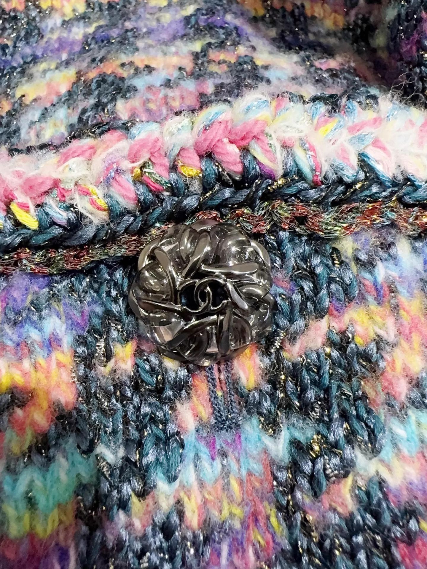 Chanel Chanel 20A Iridescent Jacket Size 34 Women's Size XS / US 0-2 / IT 36-38 - 4 Thumbnail