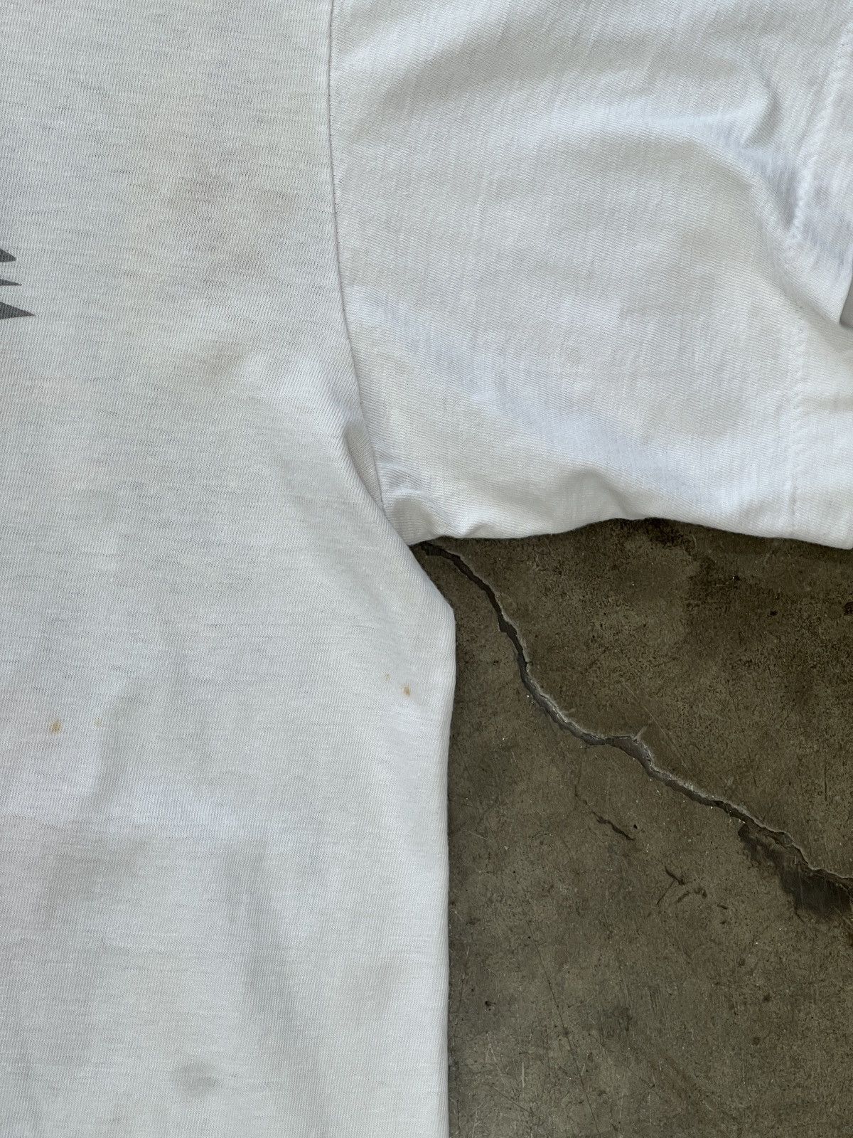 Warner Bros Vintage AOP 1994 Looney Tunes Tweety Bugs Bunny Tee XXL Size US XXL / EU 58 / 5 - 10 Thumbnail
