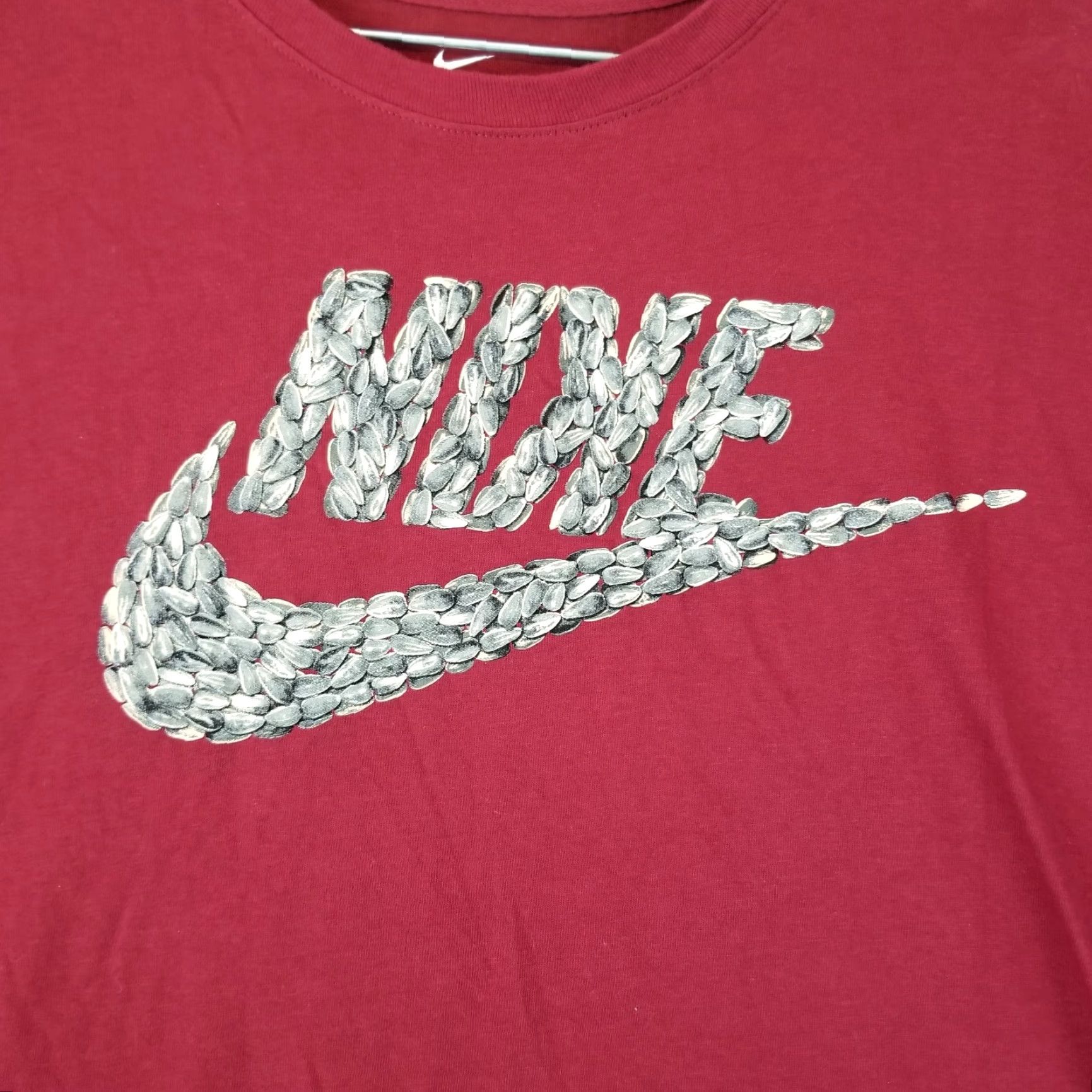 Nike NIKE Shirt Mens XXL Red Dri-Fit Sunflower Seed Logo Tee Size US 39 - 4 Thumbnail