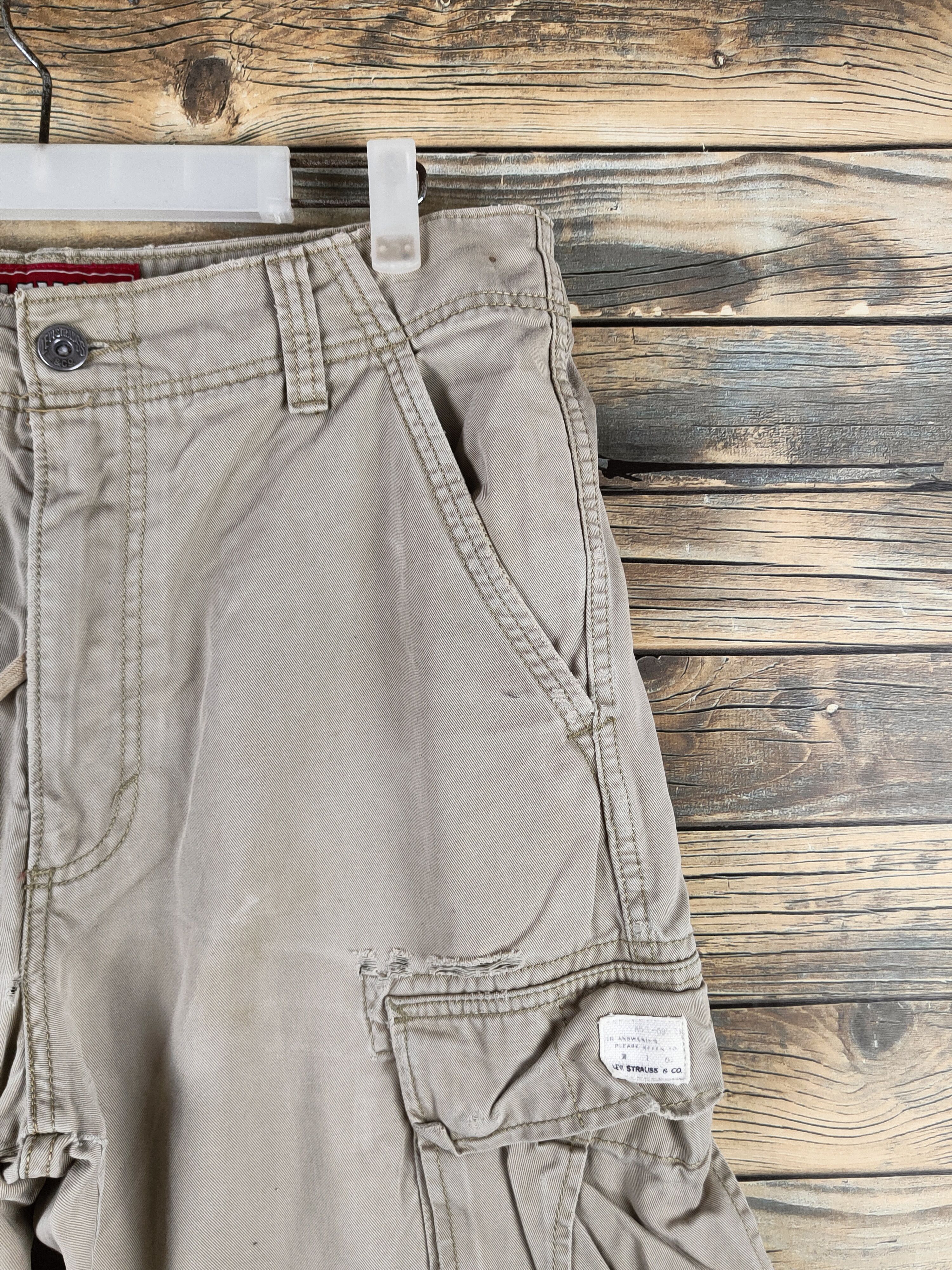 Levi's Levi's Beige Multipocket Shorts #S2840 Size US 32 / EU 48 - 5 Thumbnail