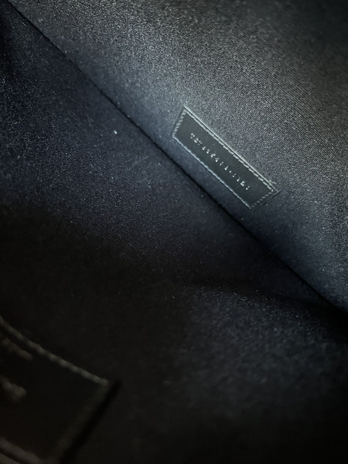Hedi Slimane × Saint Laurent Paris × Yves Saint Laurent Limited Edition Saint Laurent Logo Leather Bag Size ONE SIZE - 10 Thumbnail