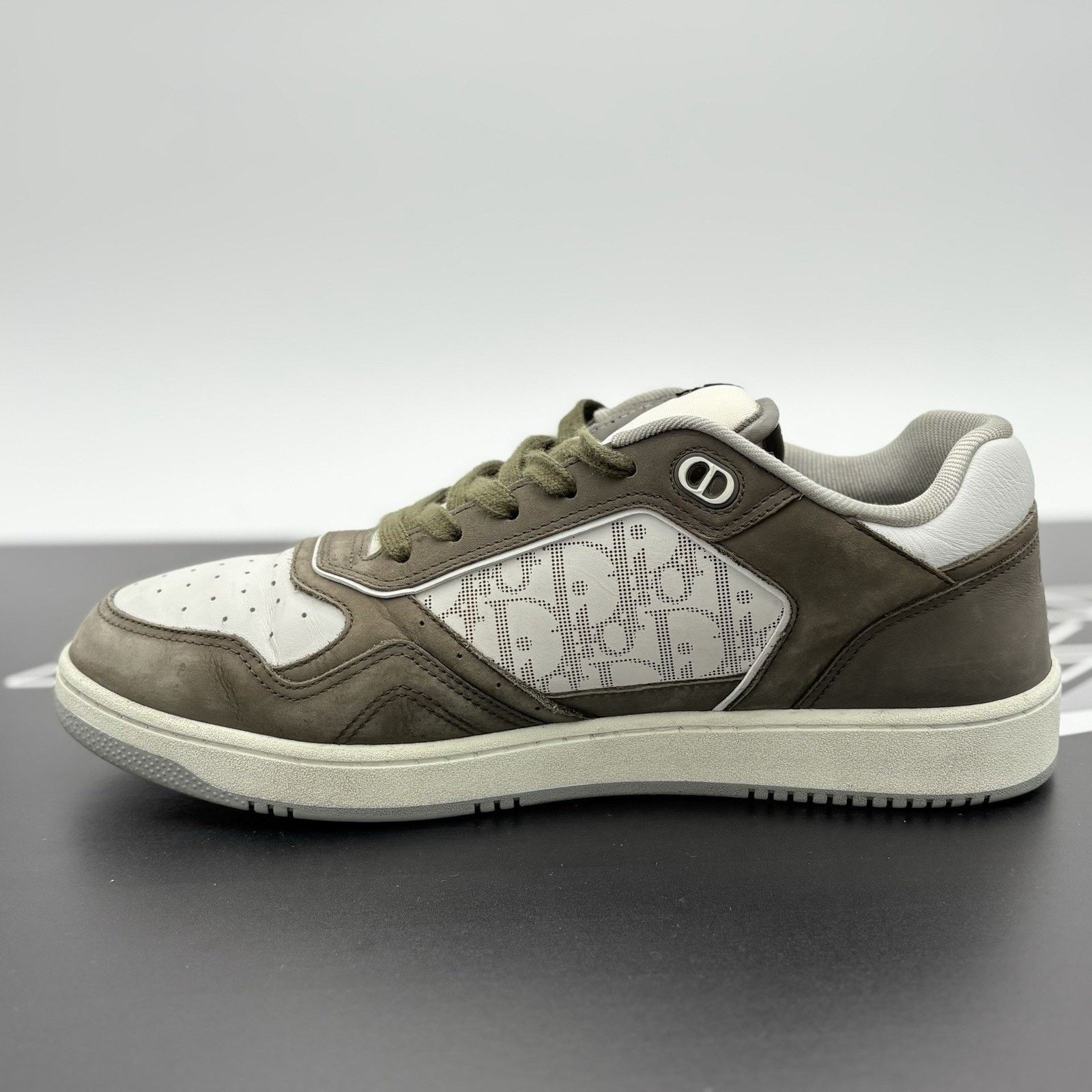 Dior Dior B27 Low Dior ' Olive White ' | GREAT CONDITION! Size US 12 / EU 45 - 4 Thumbnail