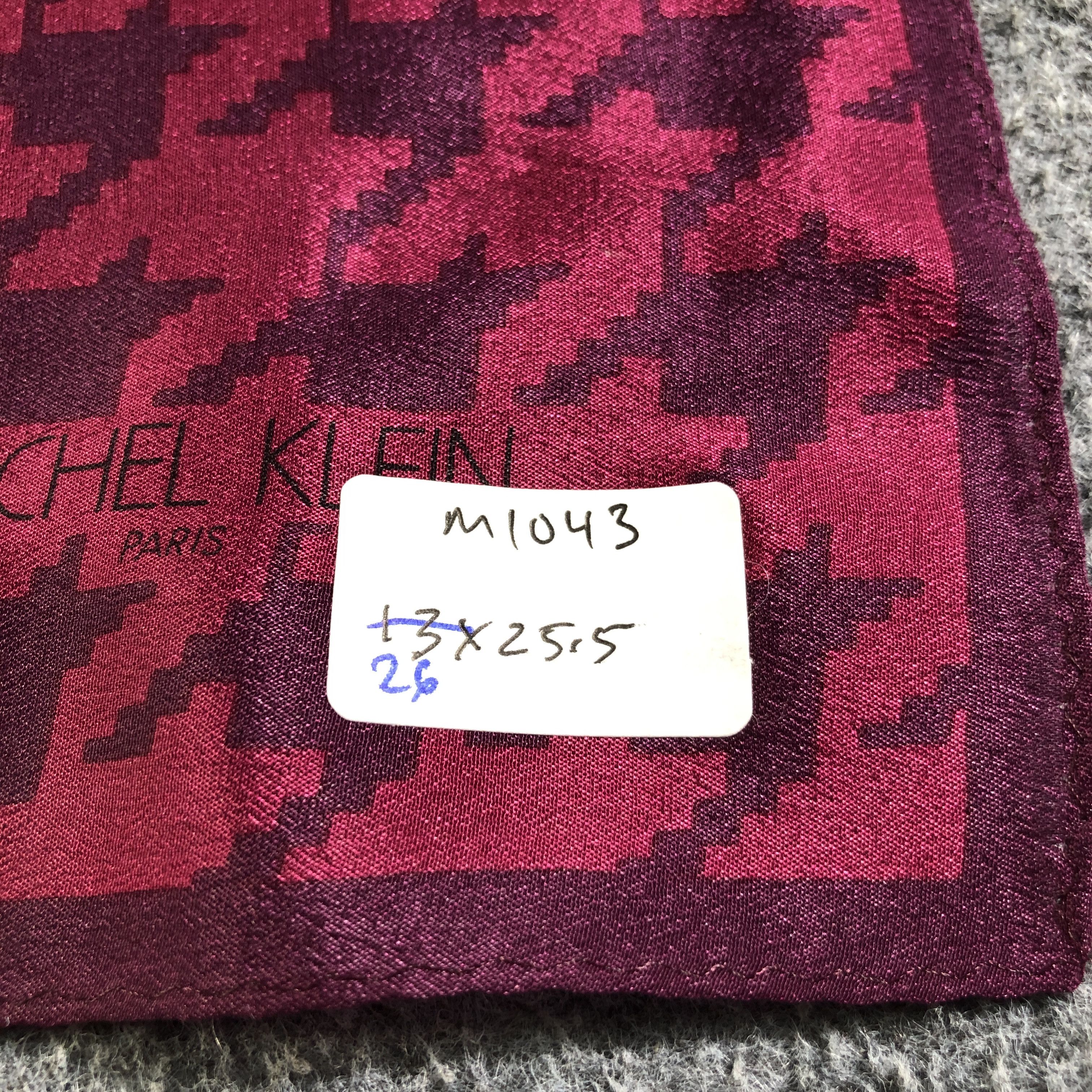 Michel Klein Michel Klein Houndstooth Silk Scarf M1043 Size ONE SIZE - 7 Thumbnail