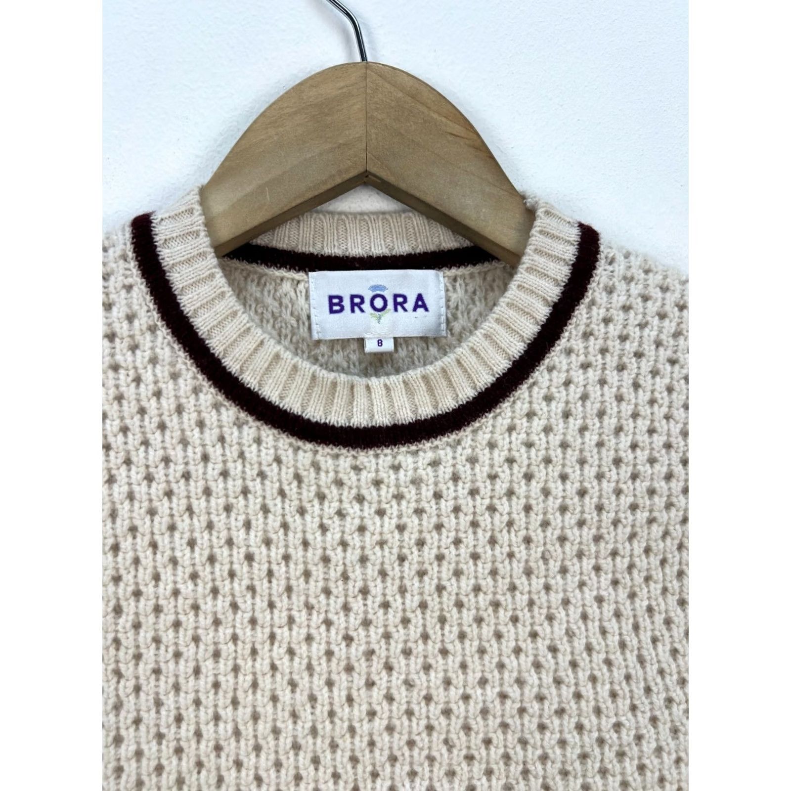Vintage Brora Wool Sleeveless Knitted Vest Tank Top Cream Burgundy Size 8 XS/S Women's Vest Knit Crew Neck Professional Business Casual Formal Travel Size M / US 6-8 / IT 42-44 - 2 Thumbnail
