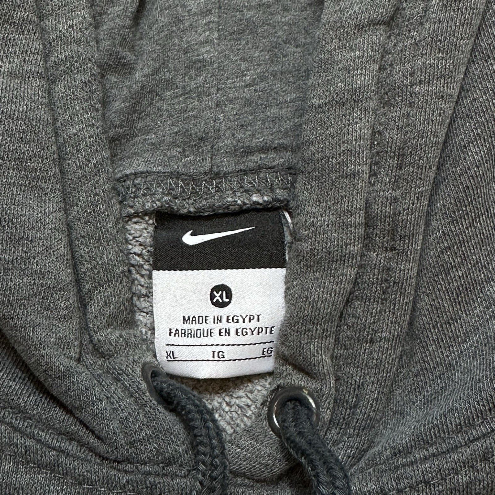 Nike Vintage Nike Hoodie Sweatshirt Gray Big Logo Center Swoosh Size US XL / EU 56 / 4 - 11 Thumbnail
