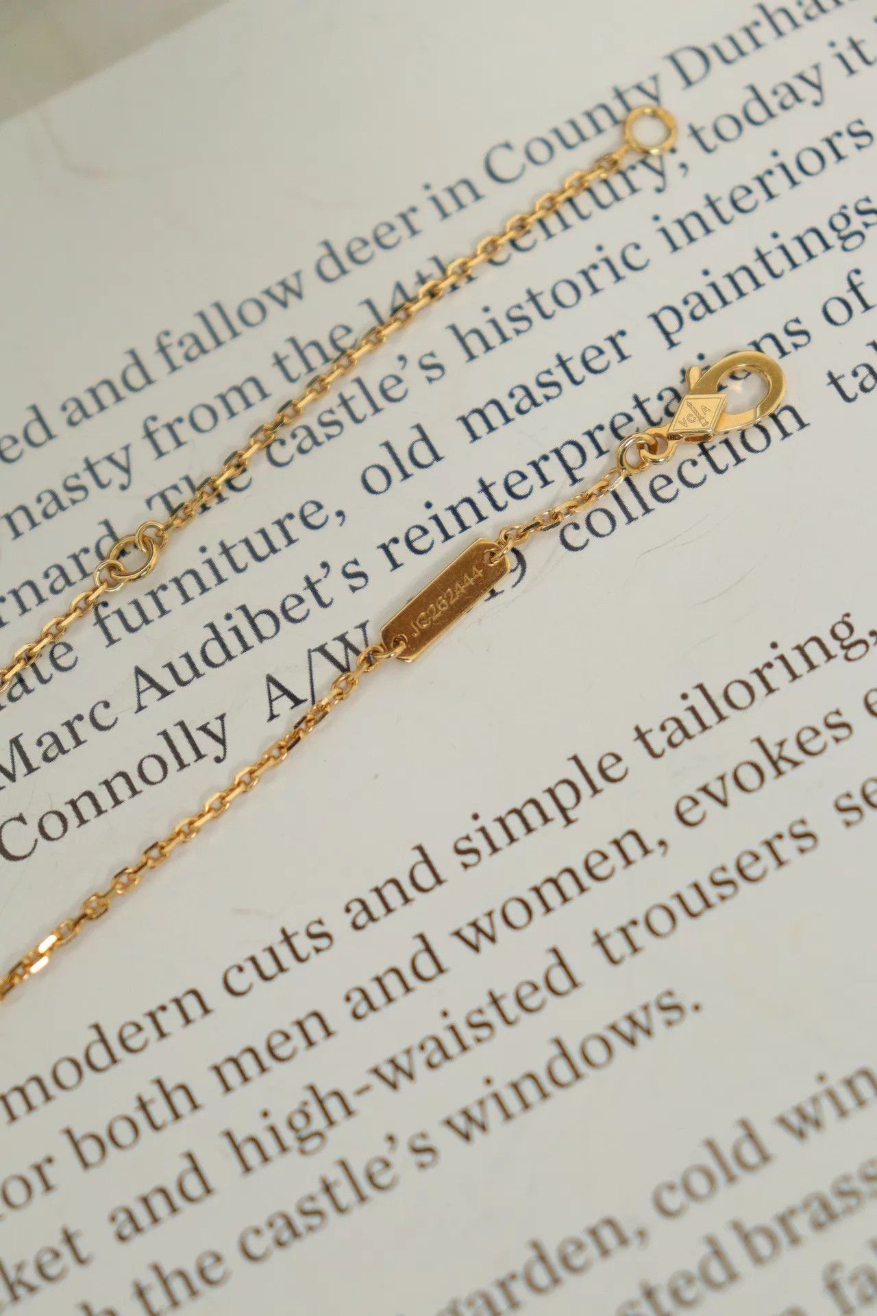 Van Cleef & Arpels VC&A Black Flower 18K Gold M 41.5cm Feb23 Full Set Size ONE SIZE - 5 Thumbnail