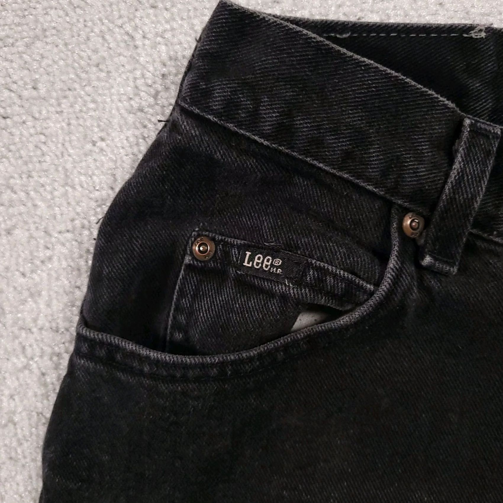 Lee VINTAGE Lee High Rise Denim Mom Jeans Women's 10 Tapered Black USA Made Shirt Size 32" / US 10 / IT 46 - 4 Thumbnail