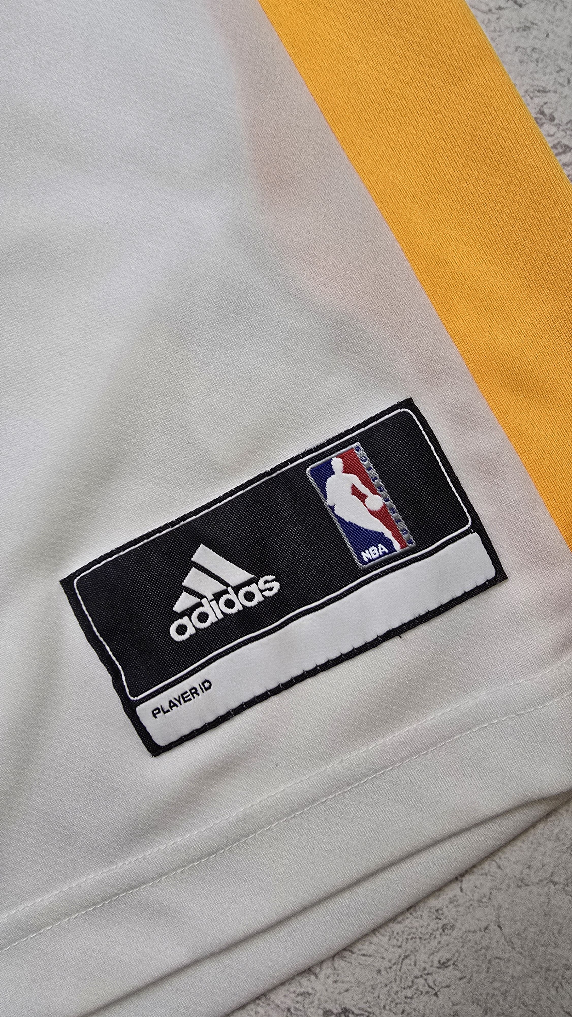 Adidas Lakers Adidas Kobe Bryant #24 White NBA Jersey Size US L / EU 52-54 / 3 - 12 Thumbnail