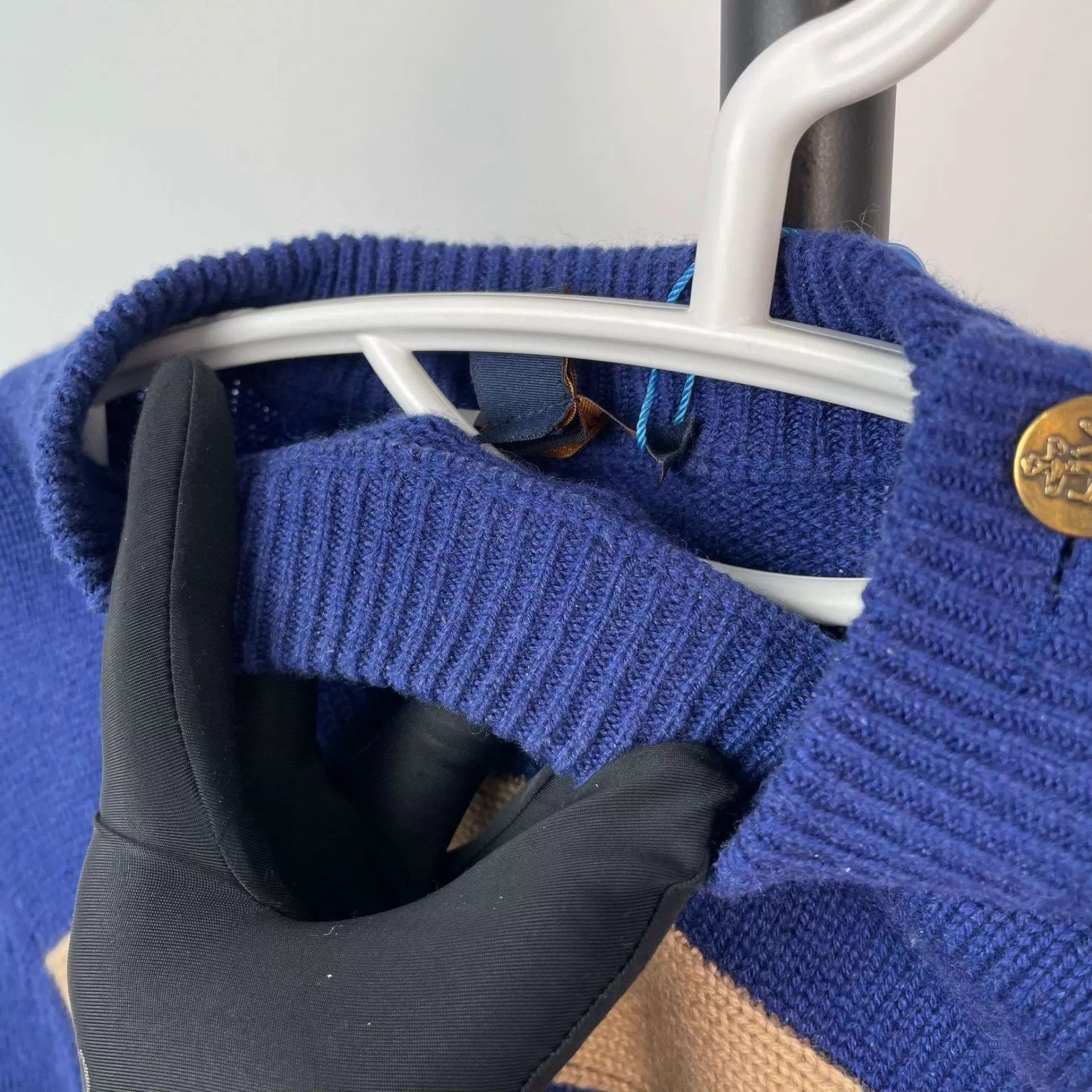 Louis Vuitton LV blue knit sweater M Size M / US 6-8 / IT 42-44 - 9 Thumbnail