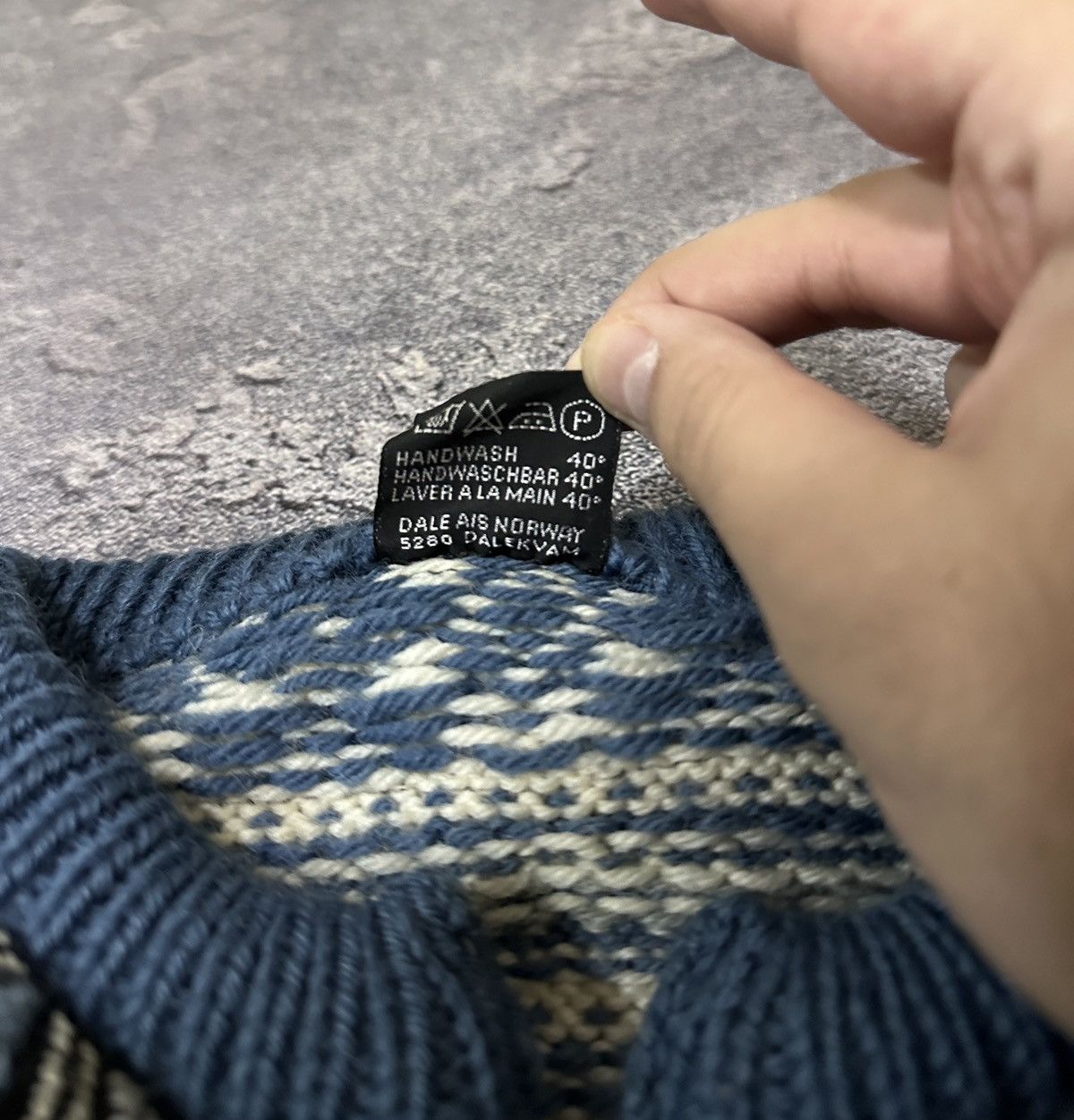 Dale Of Norway DALE of NORWAY Clasp Cardigan Sweater Nordic Snowflake M Sz Size US M / EU 48-50 / 2 - 7 Thumbnail
