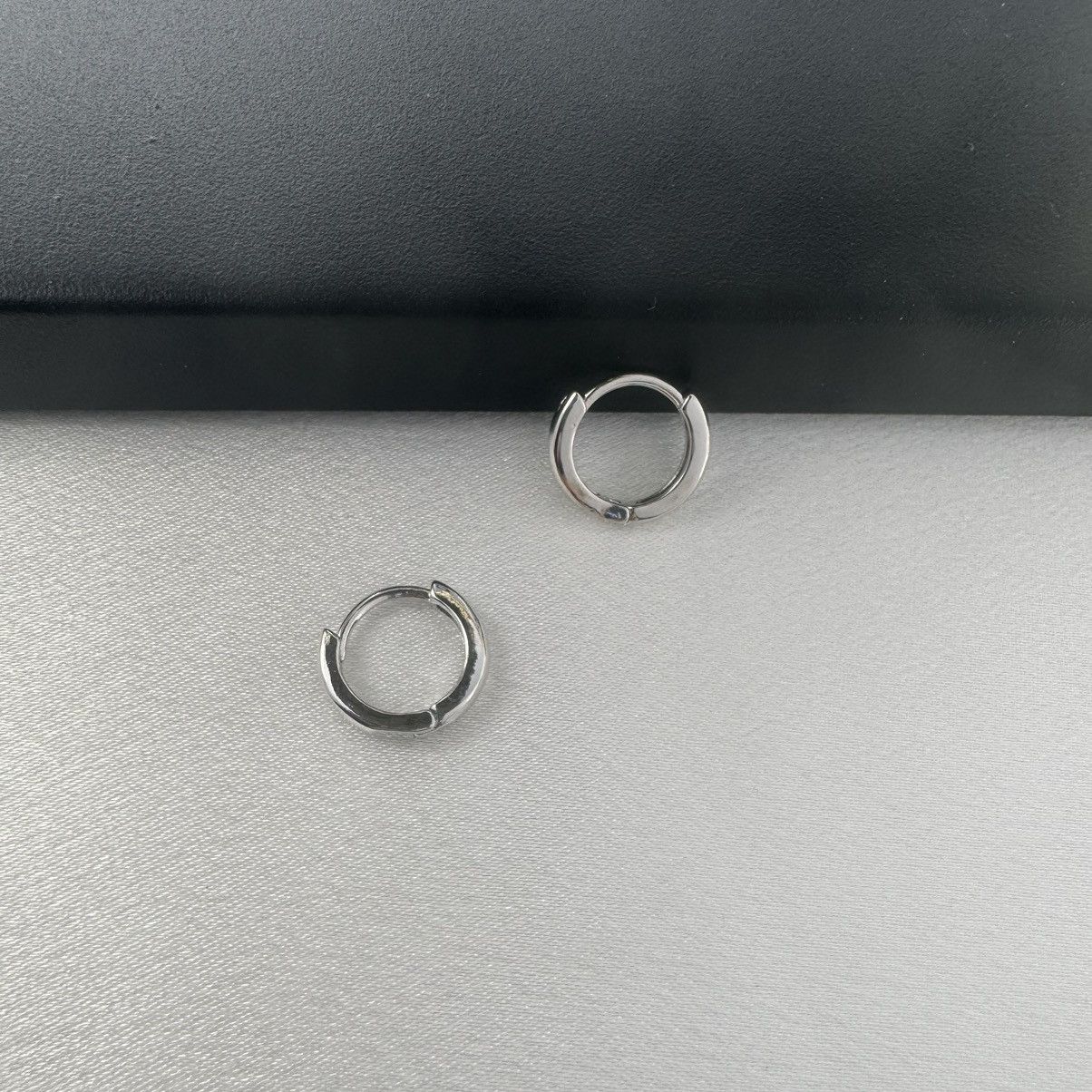 Other Small Hoop Earrings for Men Women Streetwear Unisex Style Size ONE SIZE - 2 Thumbnail