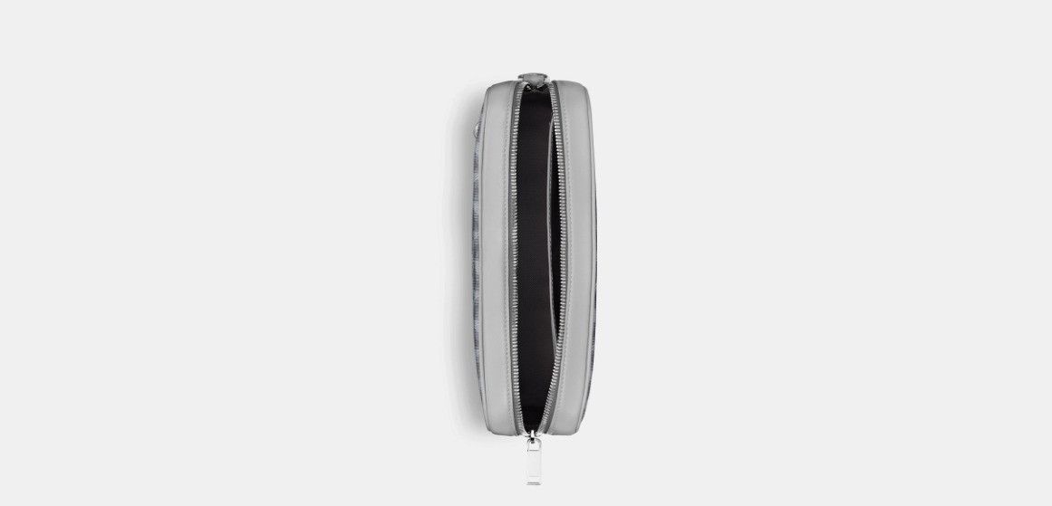 Dior o1w1db10325 2ESCA3 Size: OS / Toiletry Bag in Grey Size ONE SIZE - 3 Thumbnail
