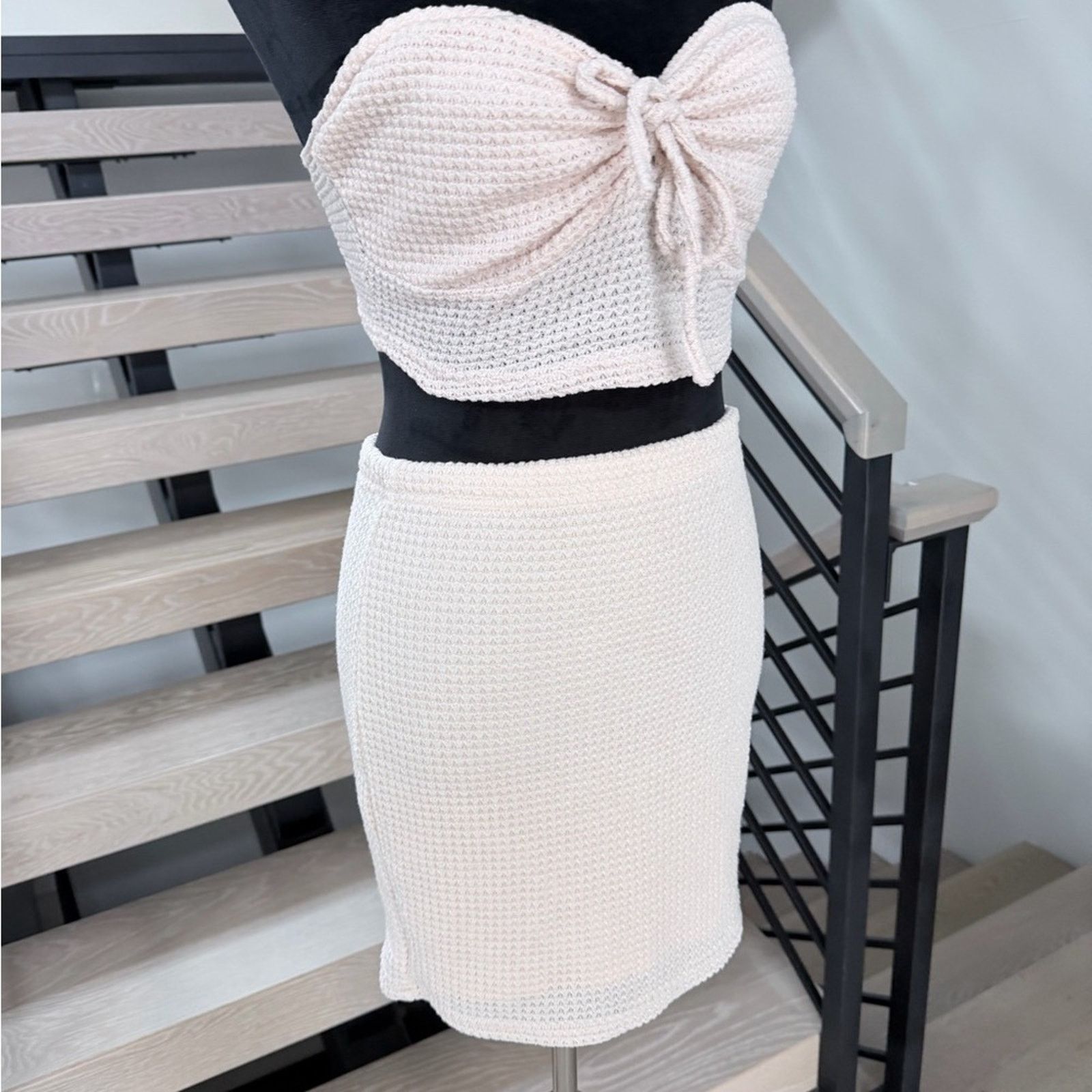 Other Cream Pencil Bodycon Skirt and Tube Top Matching set size S Size S / US 4 / IT 40 - 8 Thumbnail