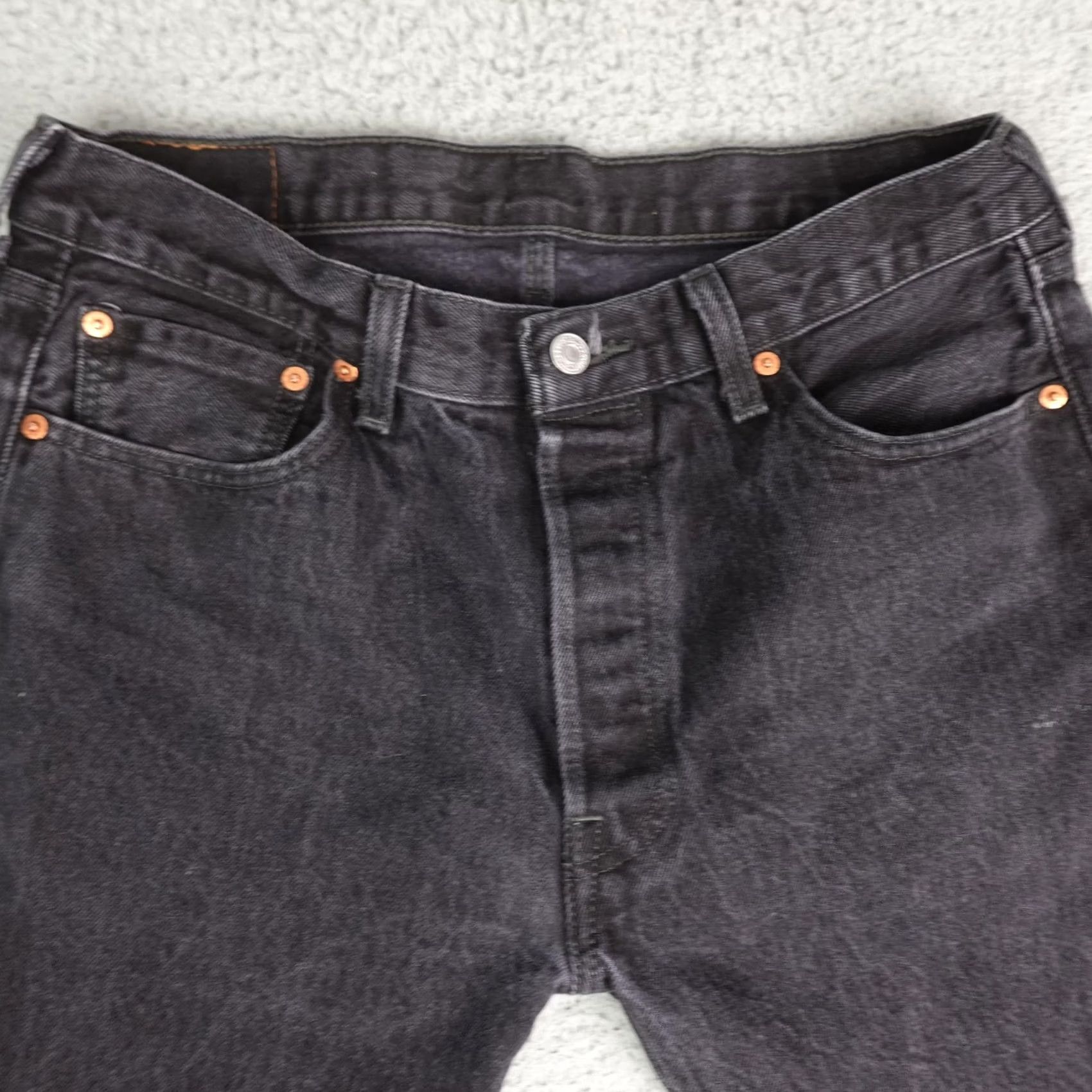 Levi's Levi's 501 Jeans Mens 34x34 Black Denim Button Fly Straight Leg Regular Inseam 32 Mens Jeans NYC Vintage N/A Size US 34 / EU 50 - 5 Thumbnail