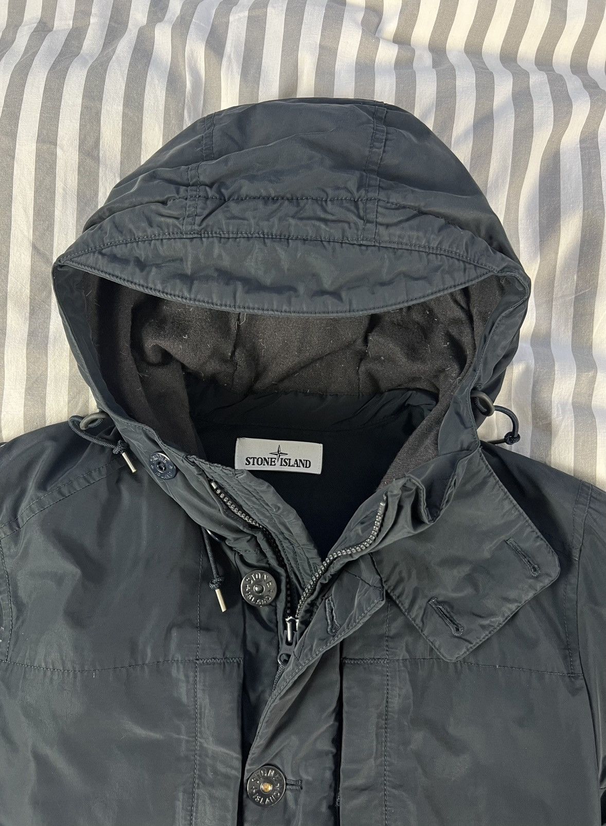 Stone Island Stone Island | Micro Reps Down TC | Dark Navy | Size S Size US S / EU 44-46 / 1 - 14 Thumbnail