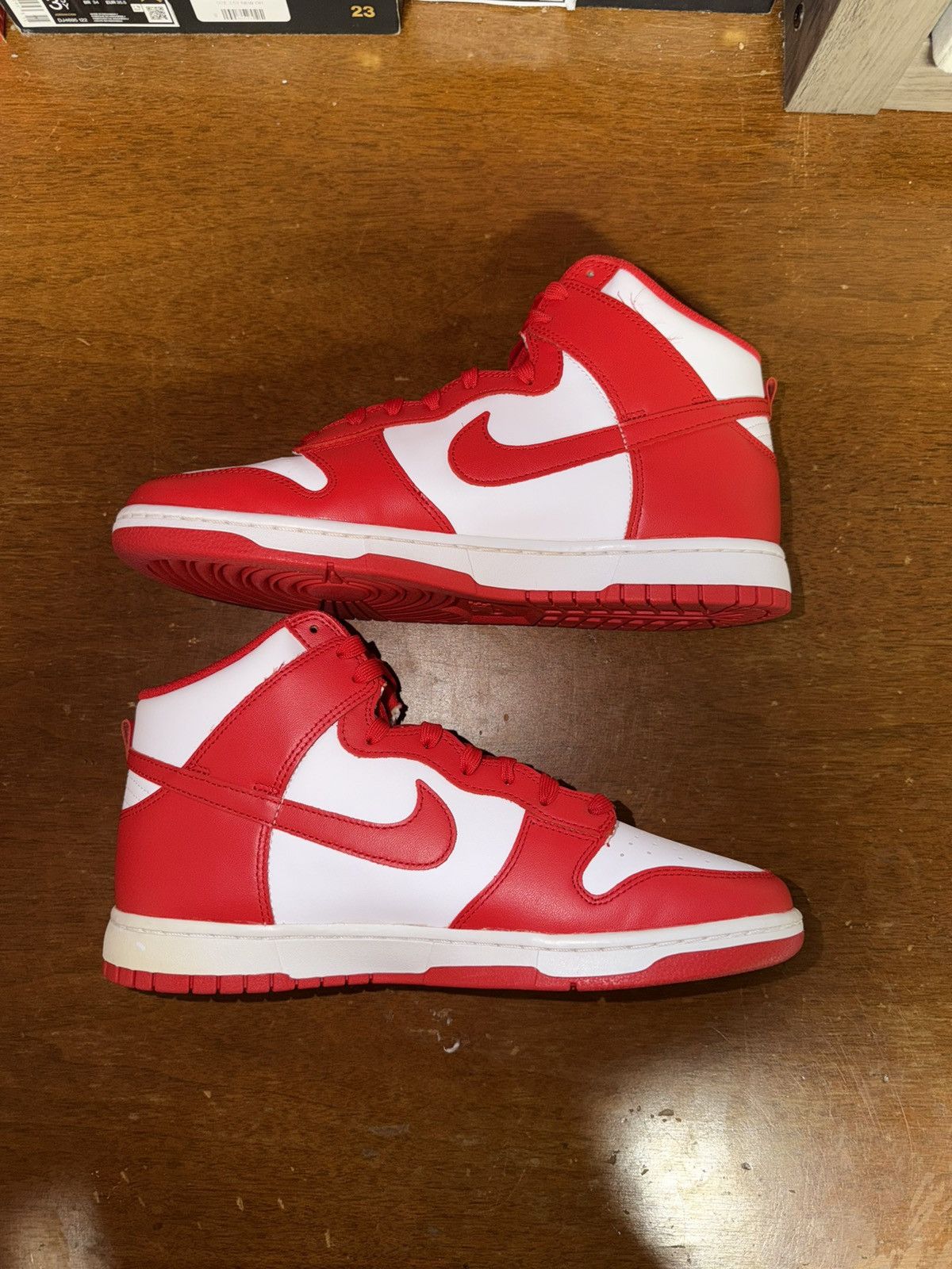 Nike Nike Dunk High Championship Red size 11 Size US 11 / EU 44 - 2 Thumbnail