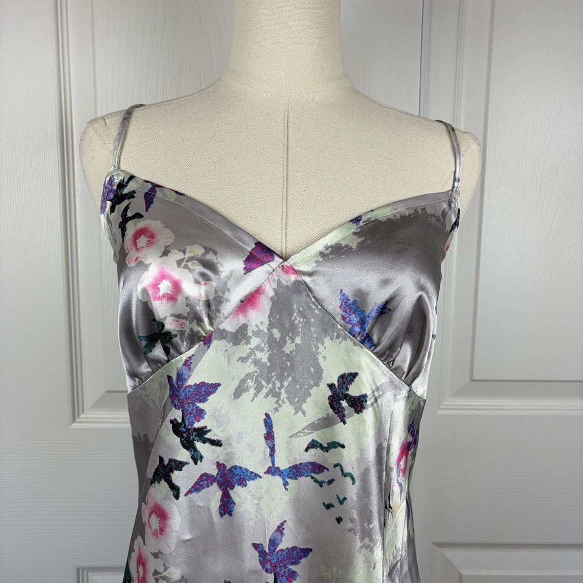 Other Gray satin bird pattern mini slip dress Size L / US 10 / IT 46 - 1 Thumbnail