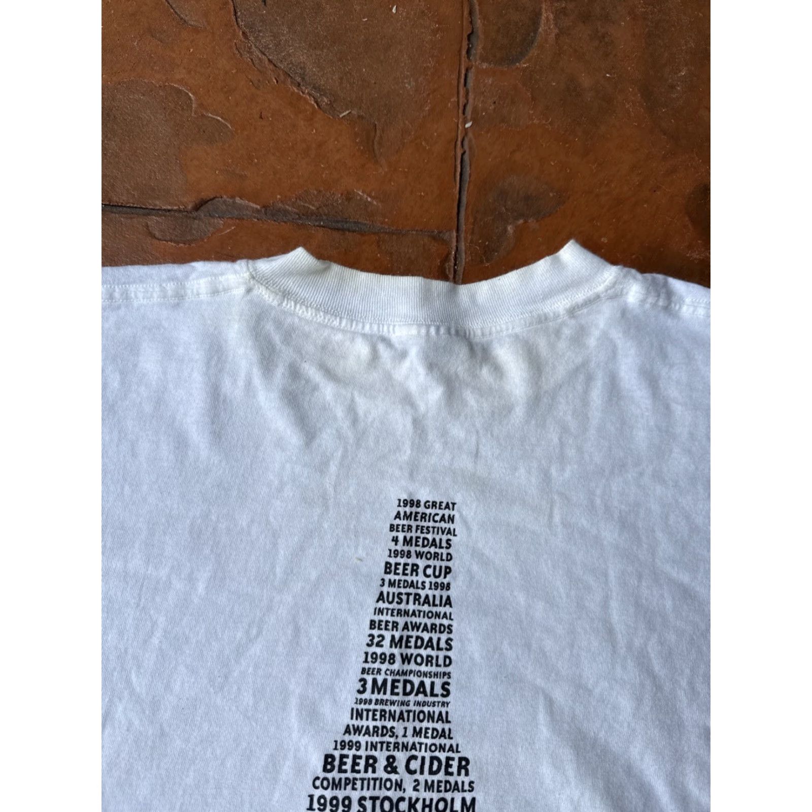 Gildan VINTAGE Samuel Adams Beer Promo T-Shirt XL Men White Cotton Short Sleeve Crew Neck Logo 1990s 2000s Hanes Heavyweight Size US XL / EU 56 / 4 - 7 Thumbnail