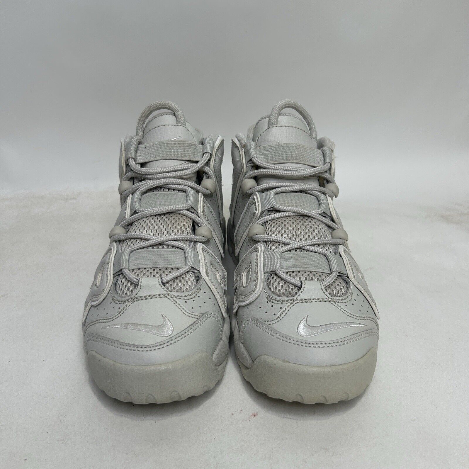 Nike Nike Air More Uptempo GS “Light Bone” 2024 Size US 6.5 / IT 36.5 - 2 Thumbnail