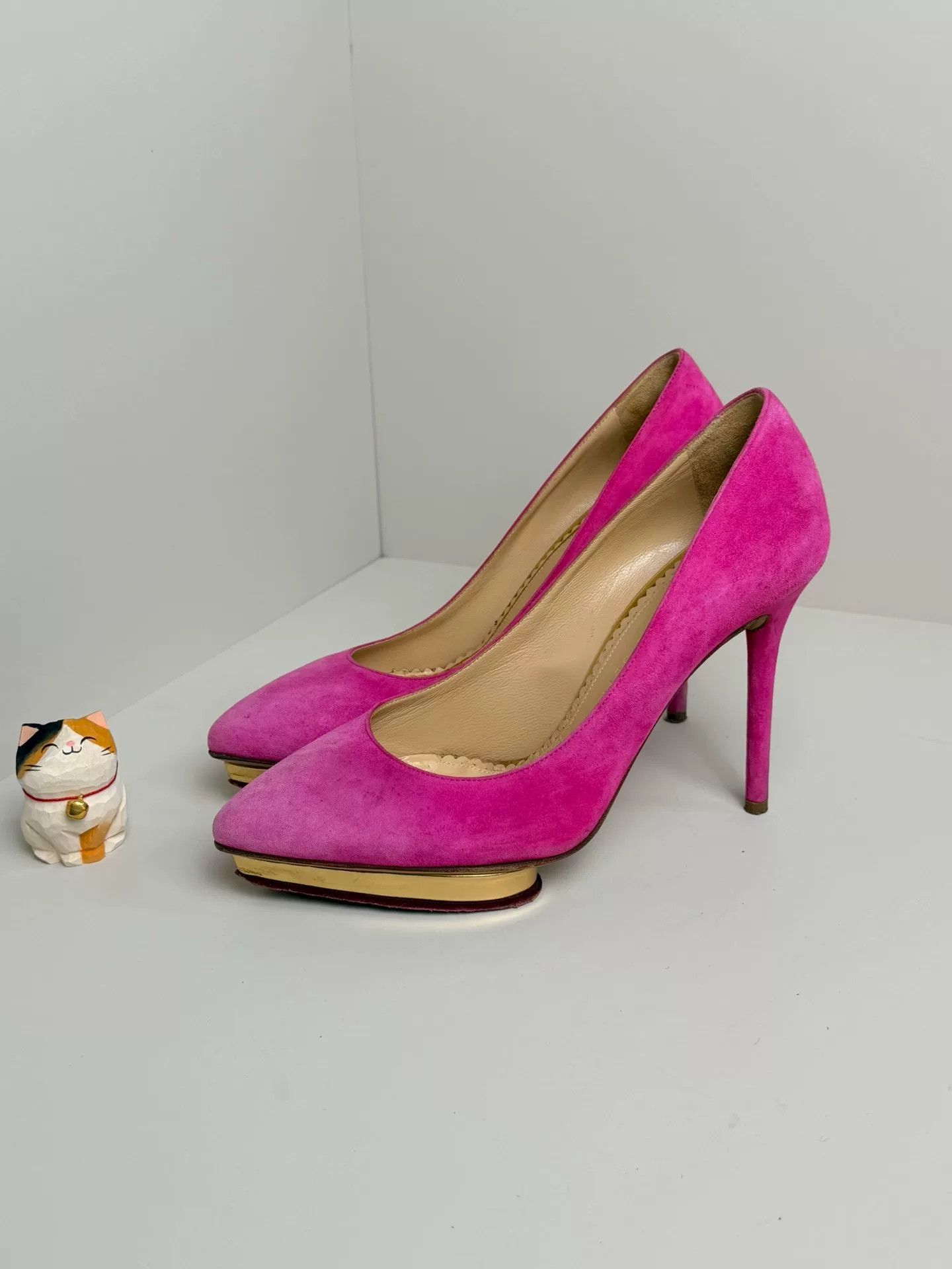 Charlotte Olympia Charlotte Olympia Waterproof Pink Lowtop Sneakers us_6 Women Size US 6 / IT 36 - 1 Thumbnail