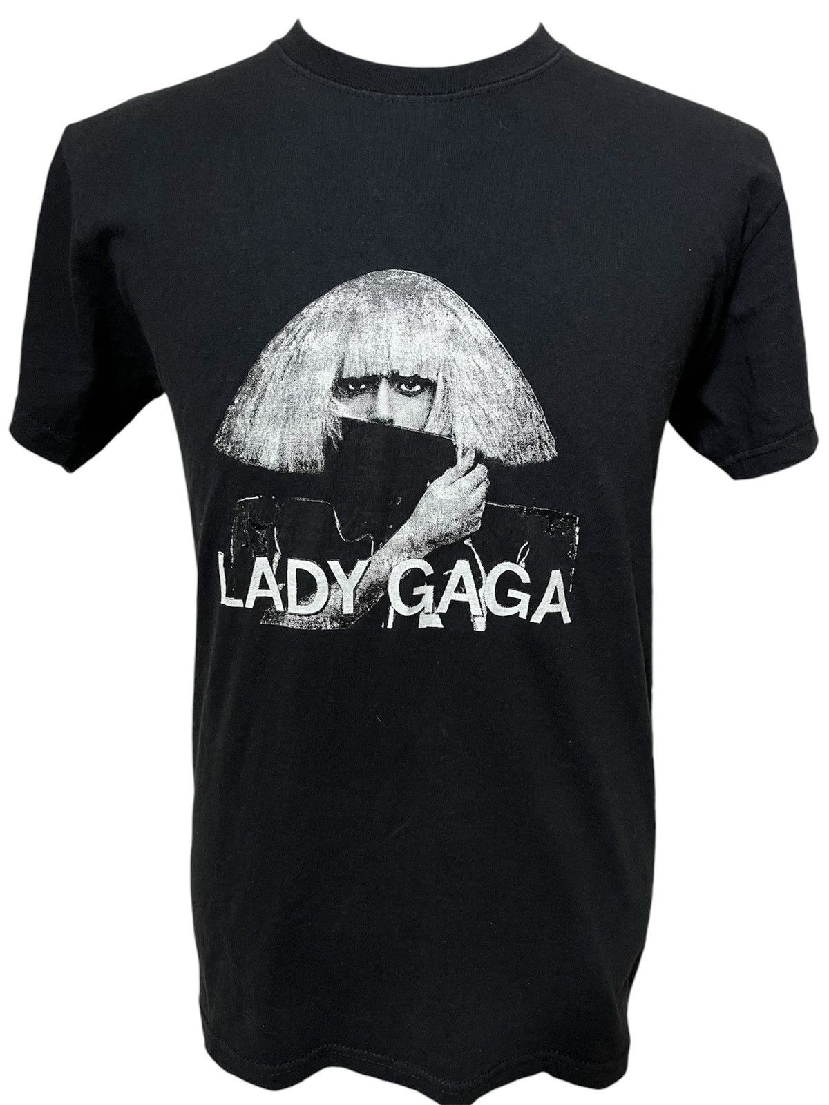 Band Tees × Fruit Of The Loom Y2K LADY GAGA TOUR 2010 TSHIRT Size US M / EU 48-50 / 2 - 1 Thumbnail