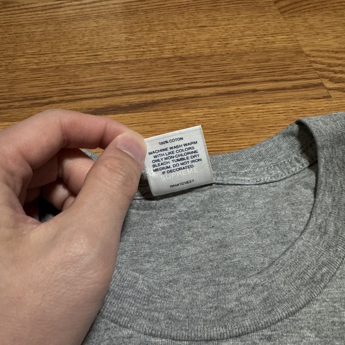 Supreme Supreme Established Tee Size US M / EU 48-50 / 2 - 4 Thumbnail