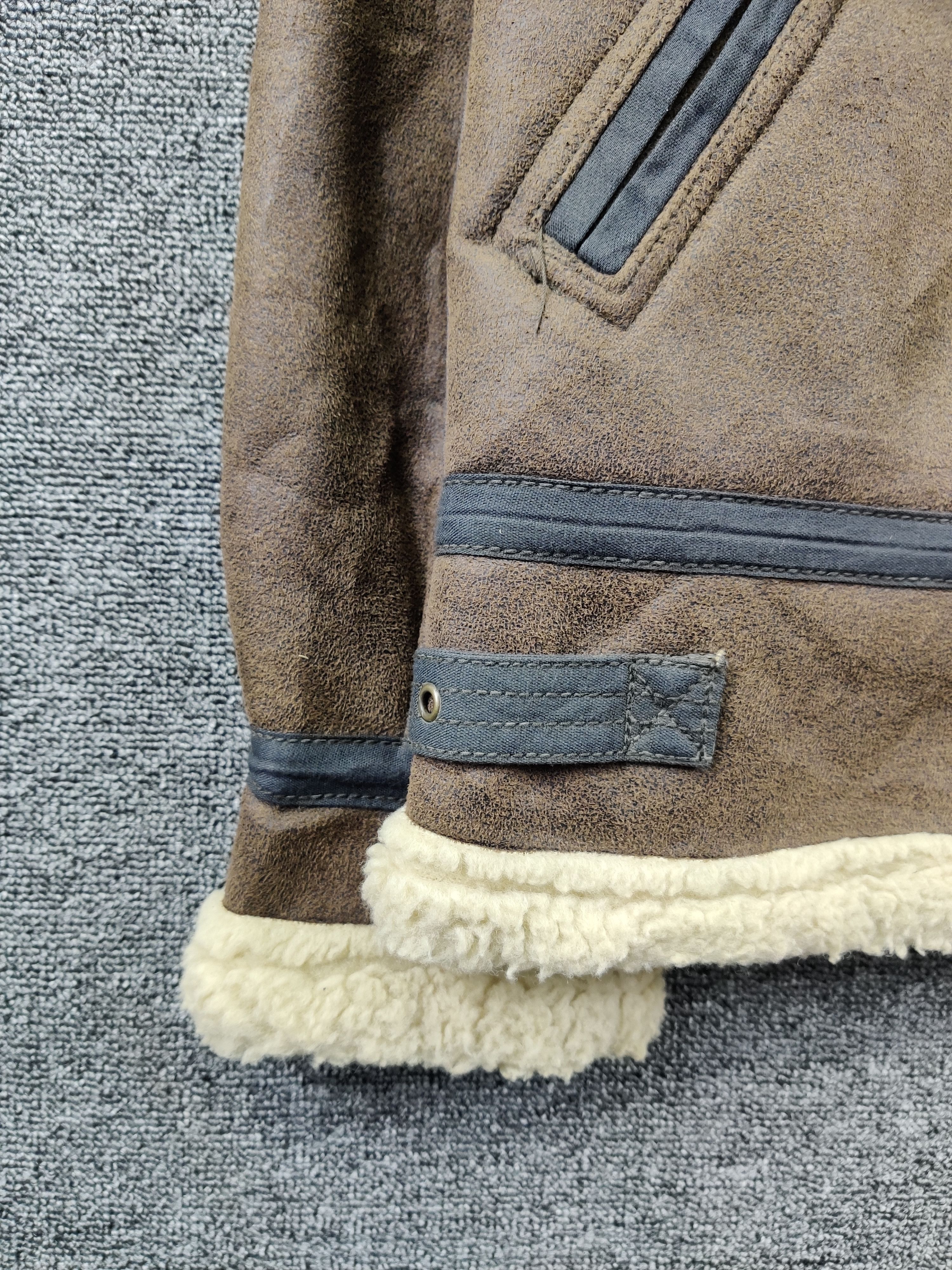 Alpha Industries Vintage Alpha Industries B-3 Sherpa Leather Jacket Size US L / EU 52-54 / 3 - 4 Thumbnail
