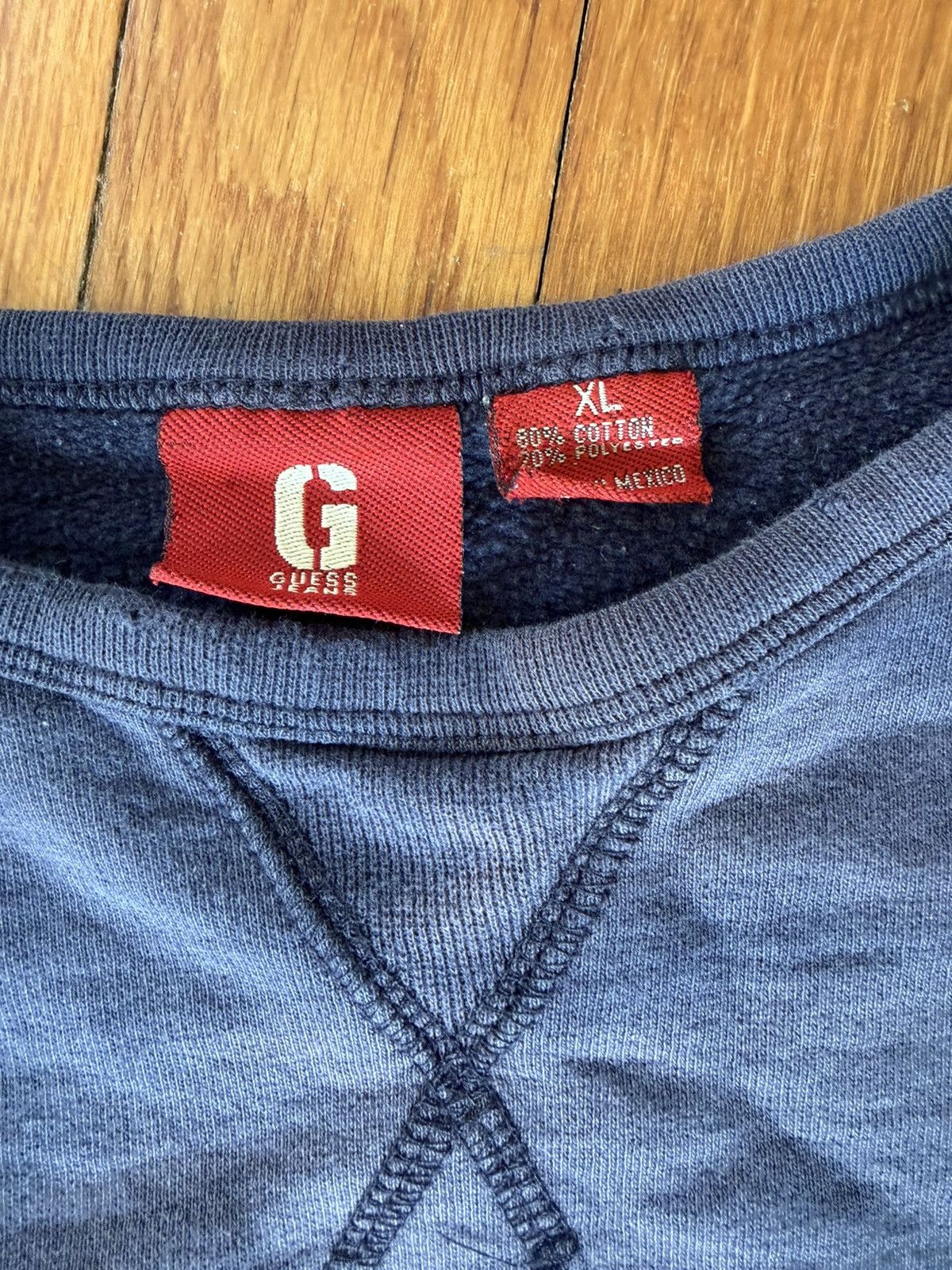 Guess Vintage Distressed Guess Crewneck Size US L / EU 52-54 / 3 - 2 Thumbnail