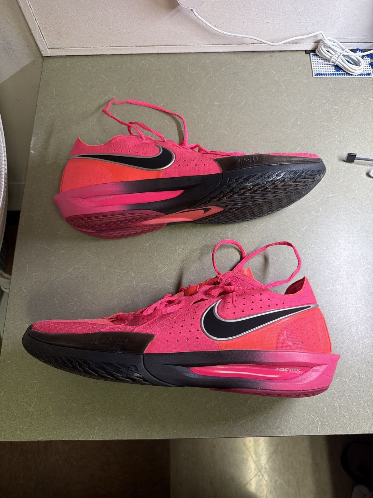 Nike Gt cut 3 nike size 16 Size US 15 / EU 48 - 6 Thumbnail