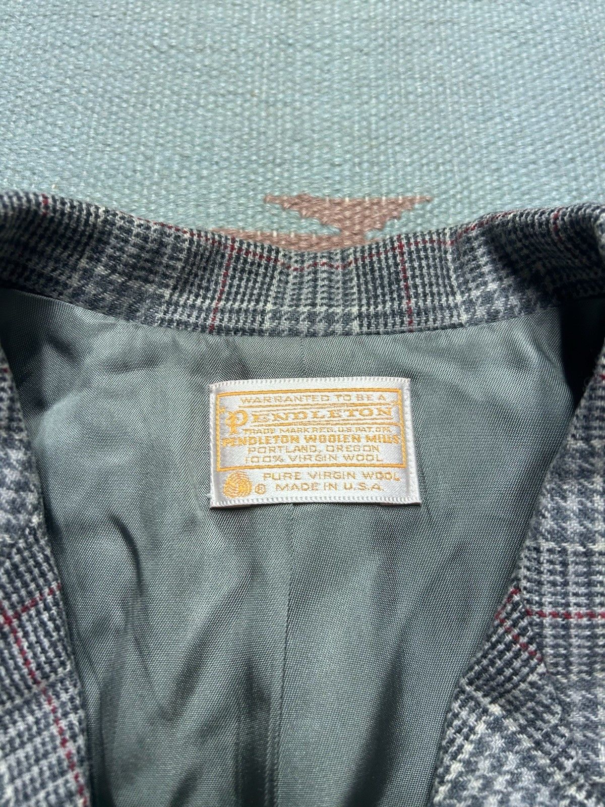 Vintage Vtg Pendleton wool blazer jacket tartan made USA women’s 10 Size M / US 6-8 / IT 42-44 - 4 Thumbnail